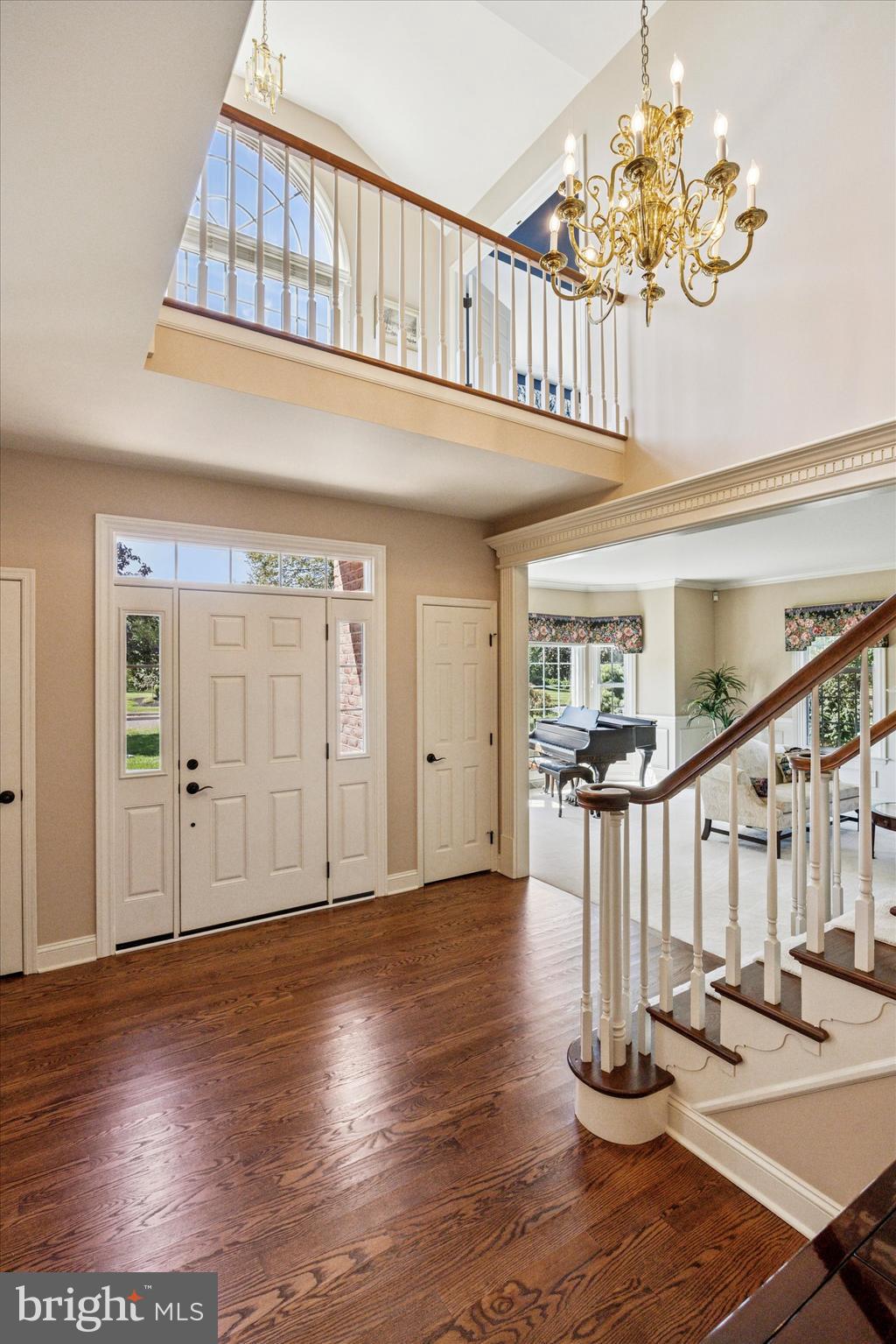 HILLCREST MDWS - Residential