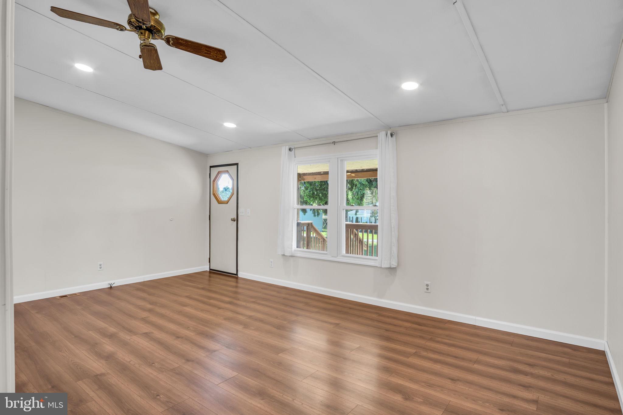 NEWVILLE BOROUGH - Residential