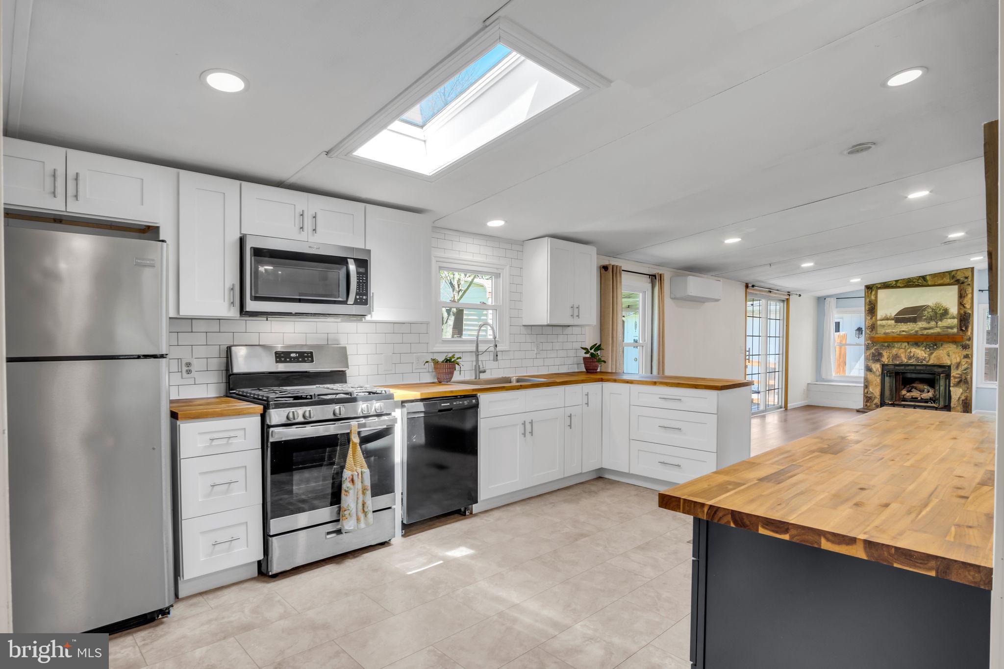 NEWVILLE BOROUGH - Residential