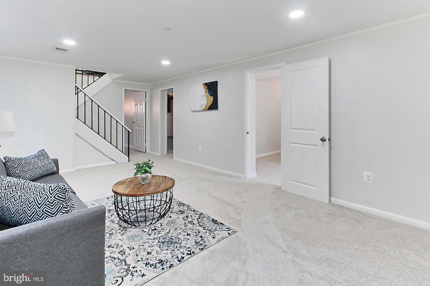 FAIRFAX VILLA - Residential Lease