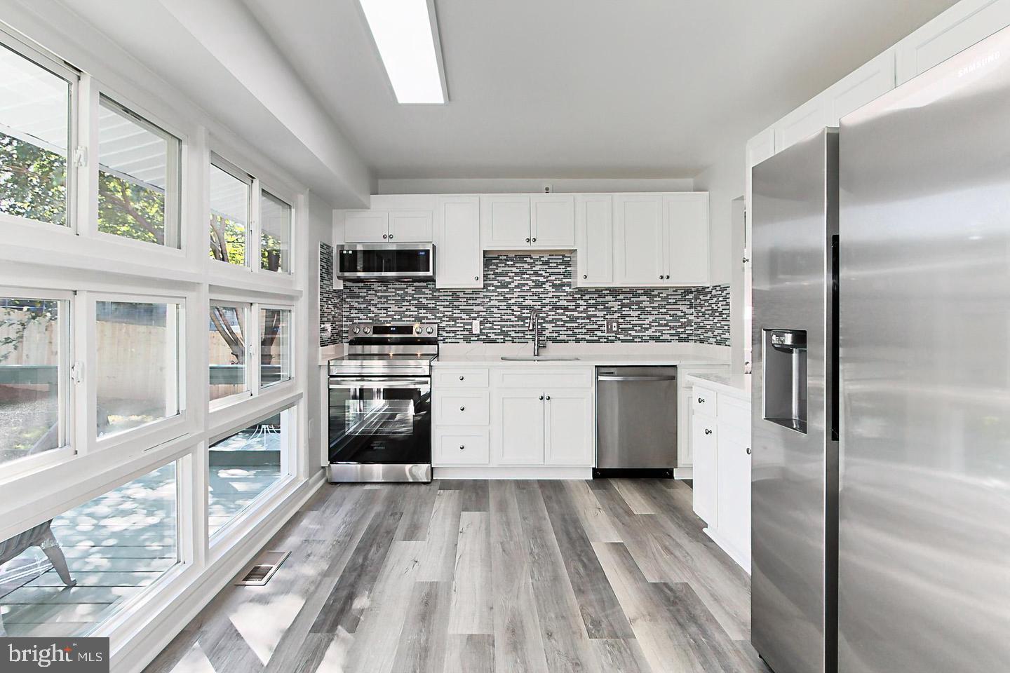 FAIRFAX VILLA - Residential Lease