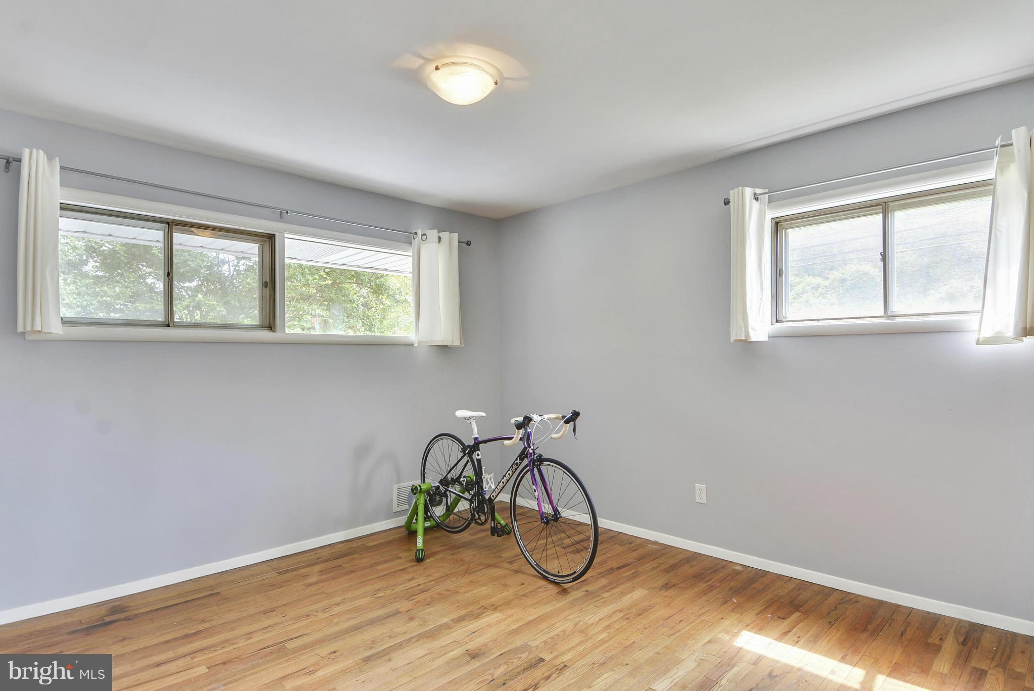 HUNGERFORD - Residential