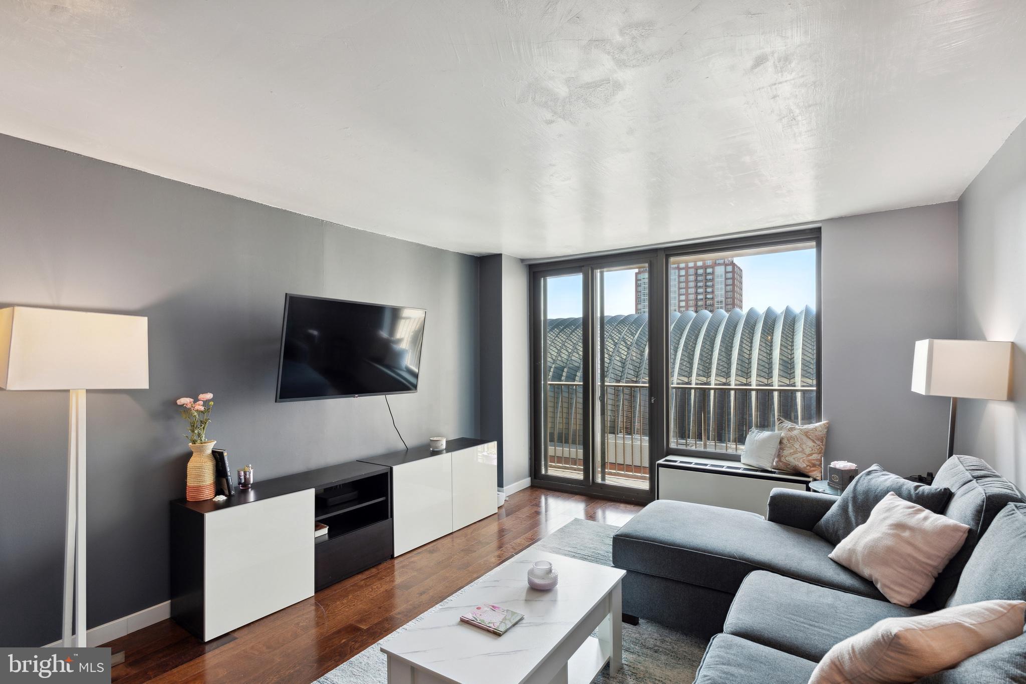 CENTER CITY - Residential
