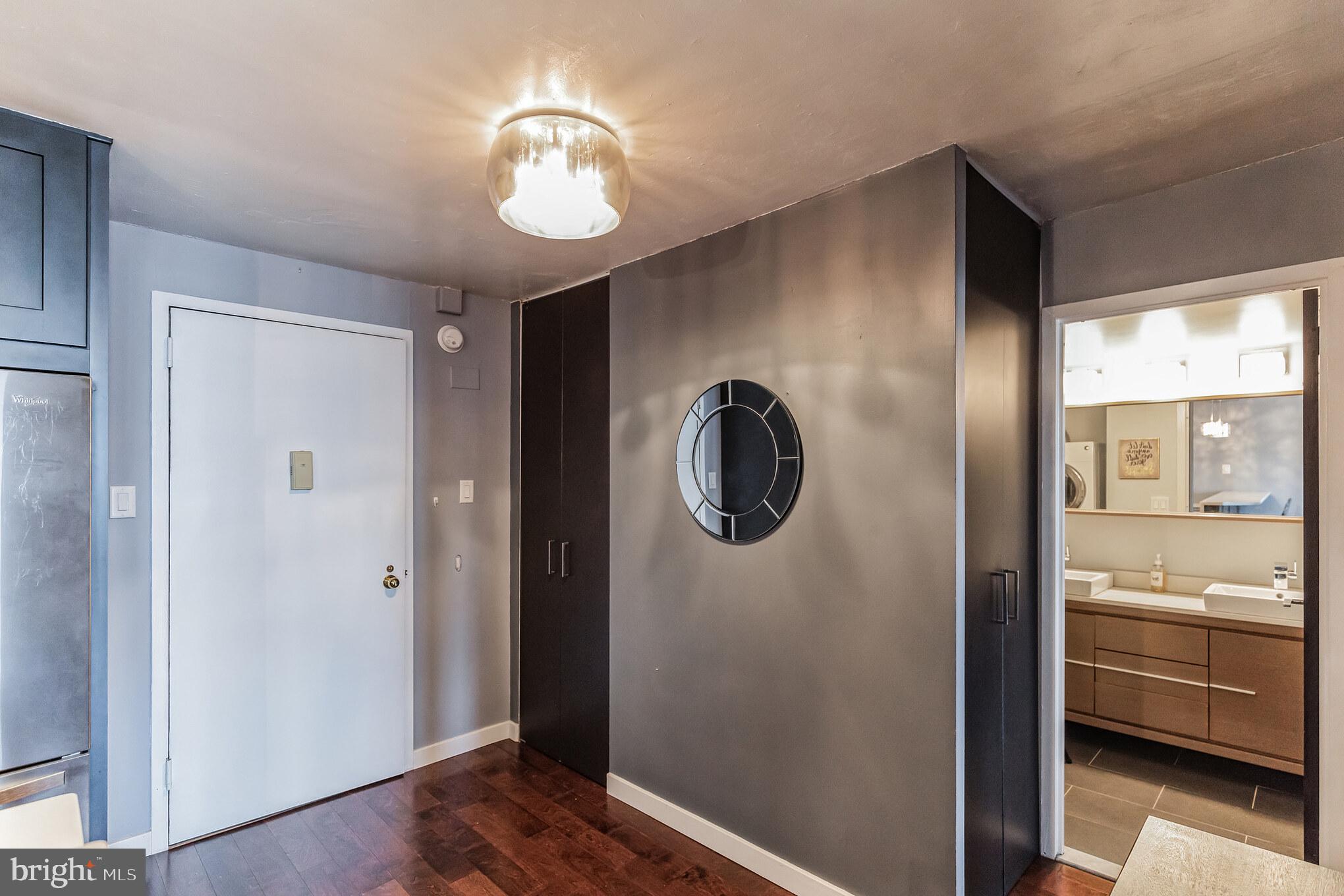CENTER CITY - Residential