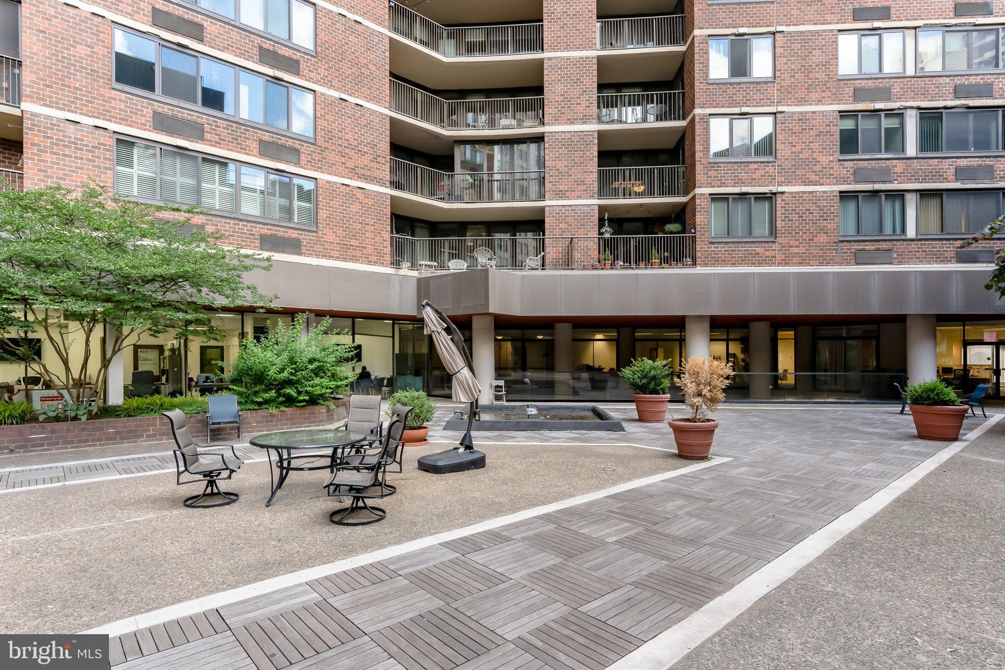 CENTER CITY - Residential