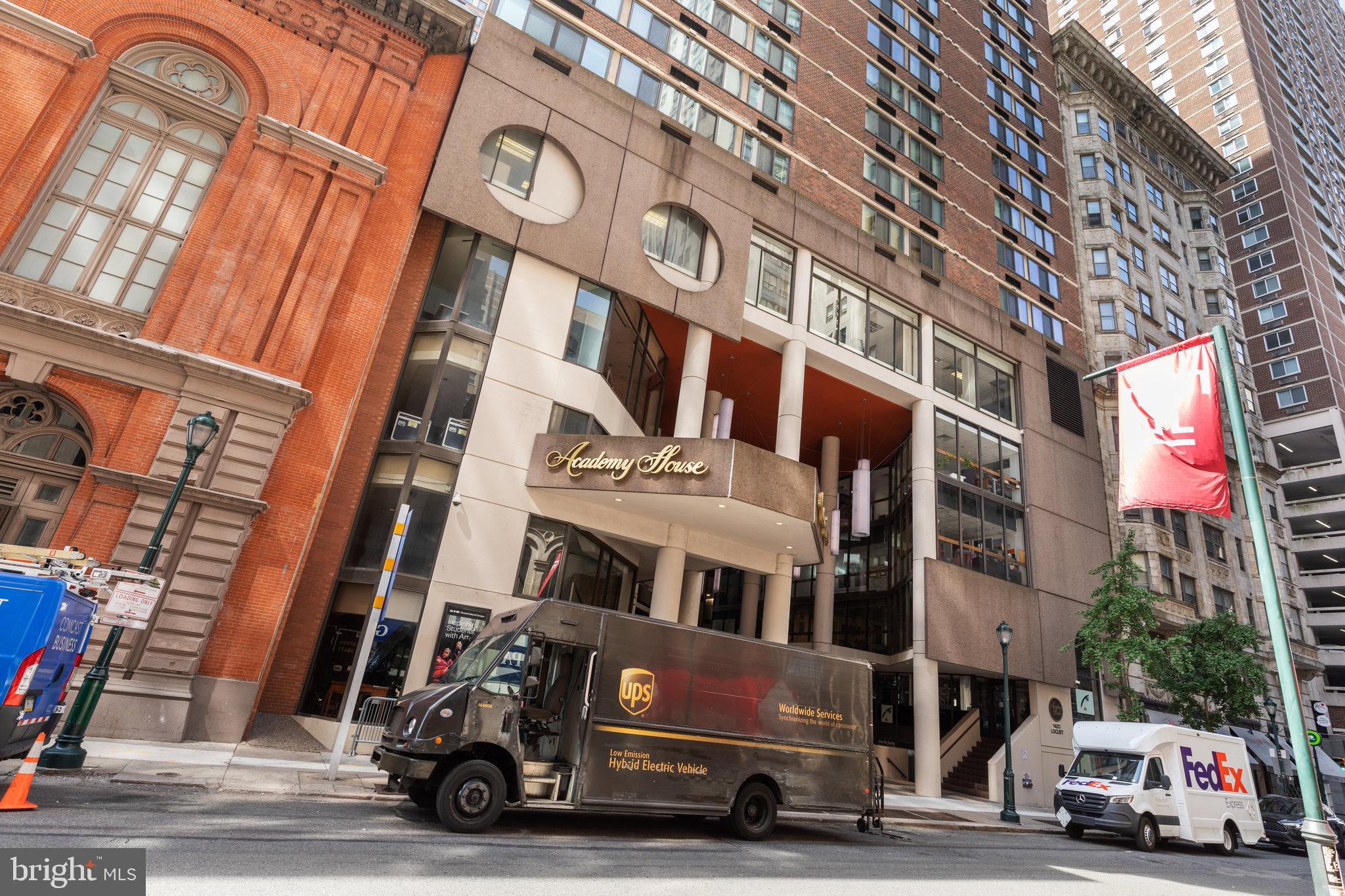 CENTER CITY - Residential