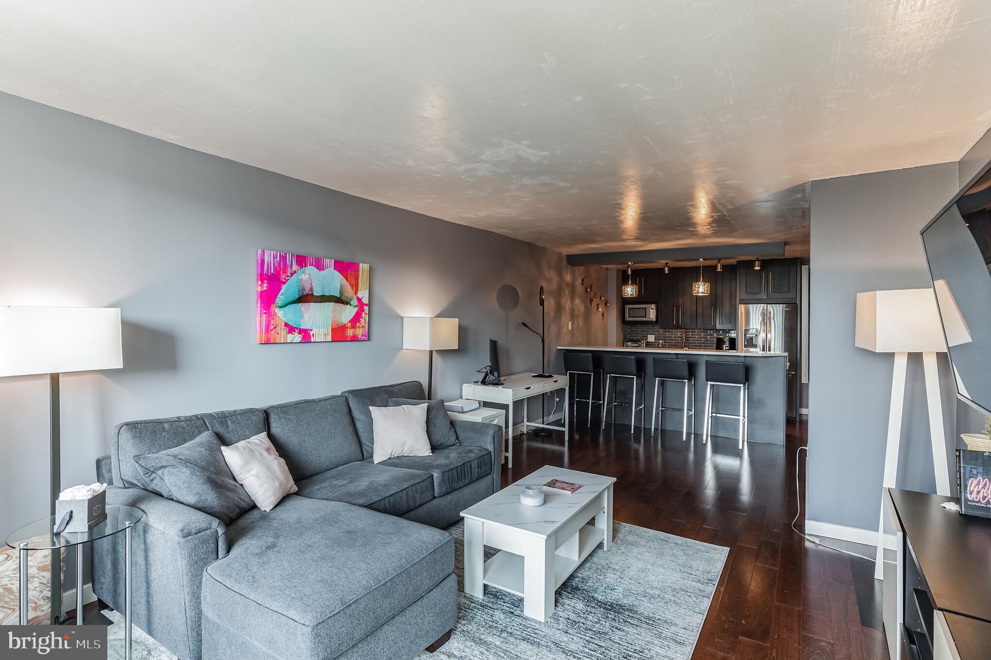 CENTER CITY - Residential