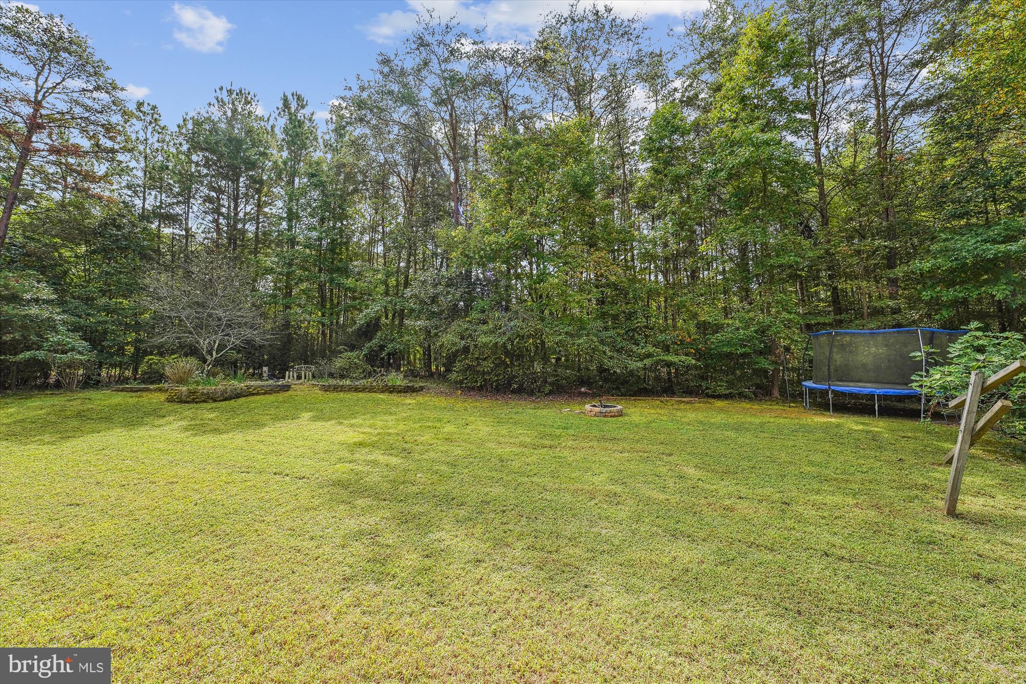 ISLAND CREEK WOODS - Residential