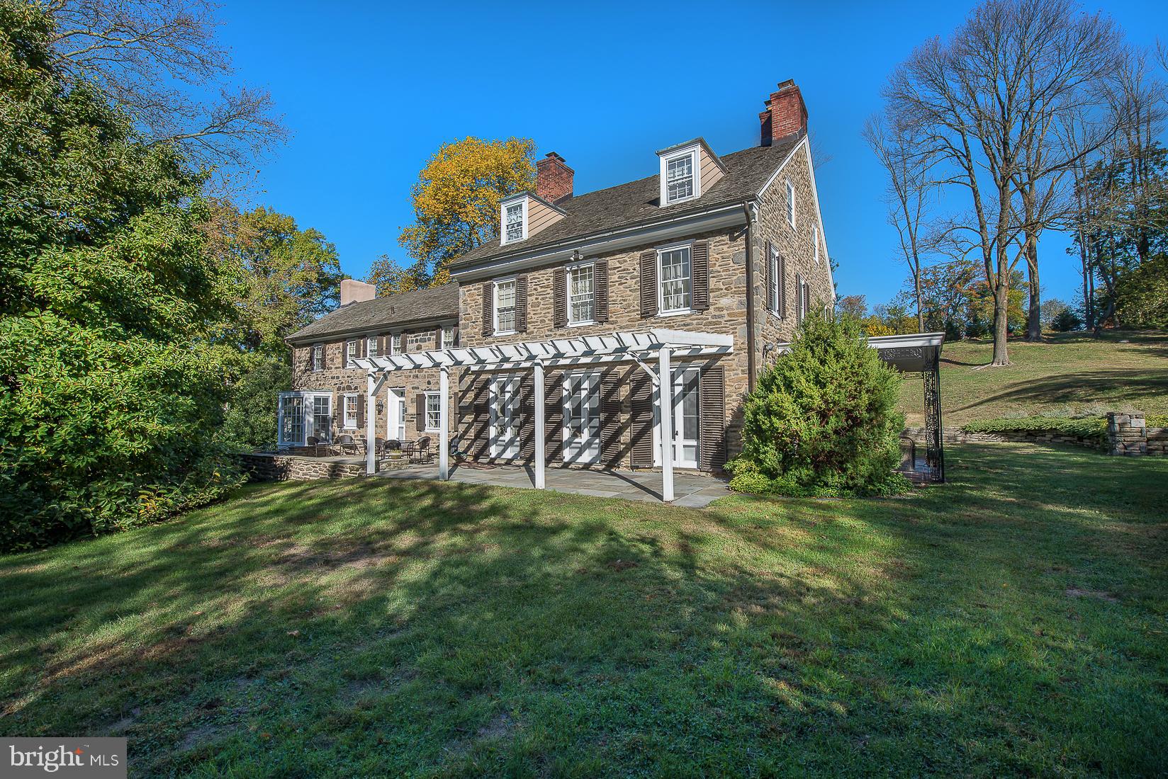 GLADWYNE - Residential