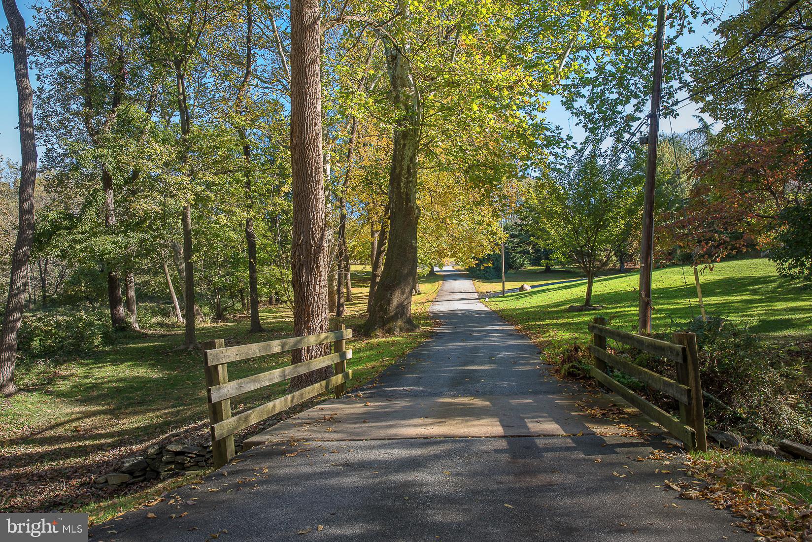 GLADWYNE - Residential