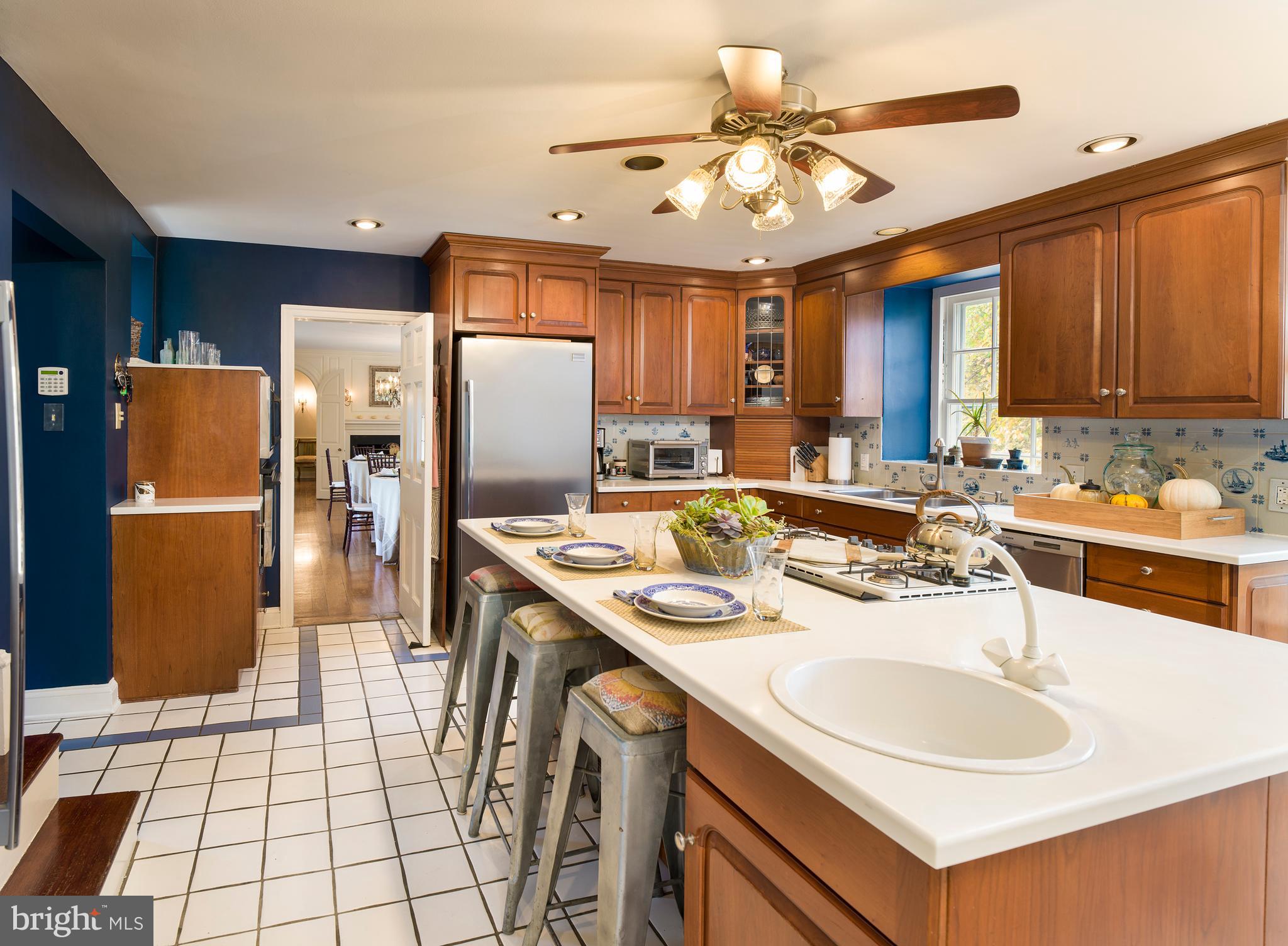 GLADWYNE - Residential