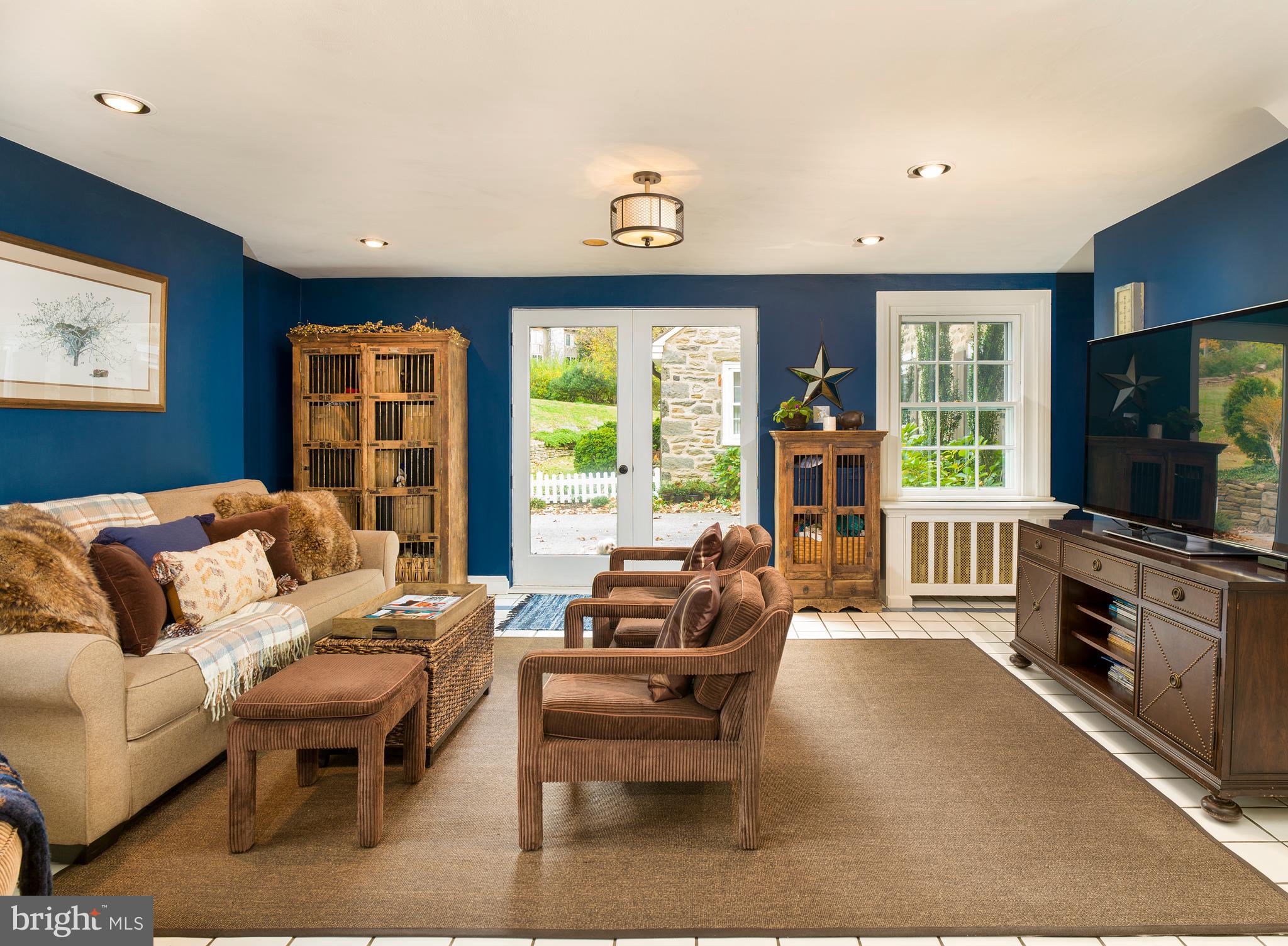 GLADWYNE - Residential