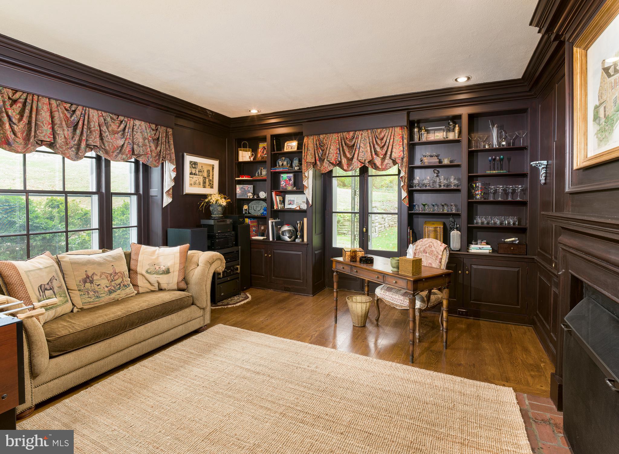 GLADWYNE - Residential