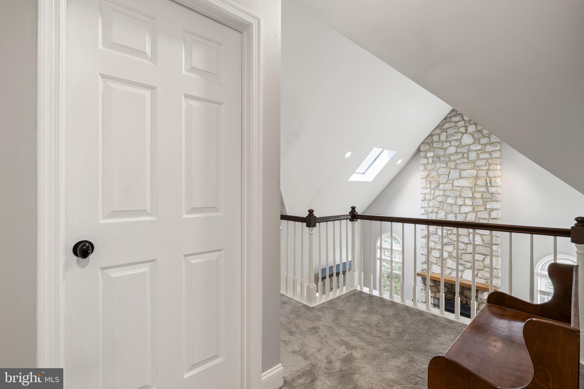 ESTATES OF COLLEGE - Residential