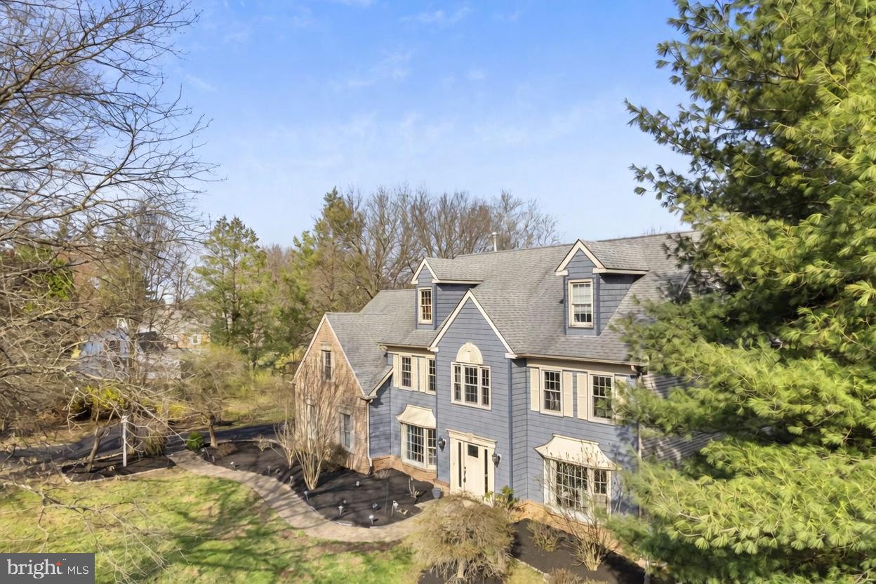 ESTATES OF COLLEGE - Residential