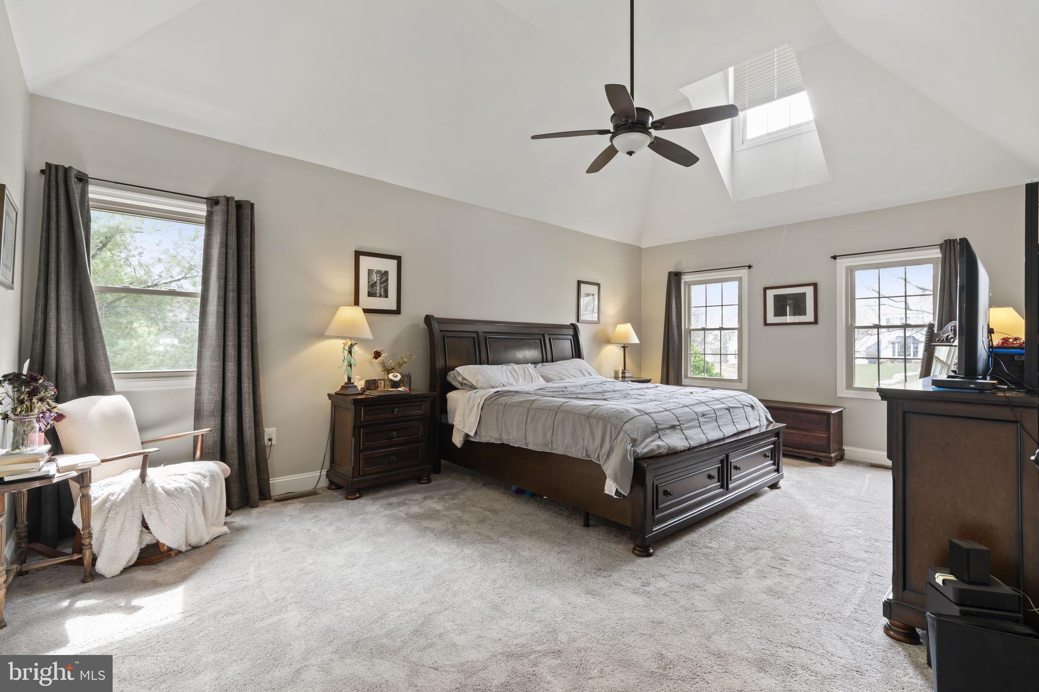 ESTATES OF COLLEGE - Residential