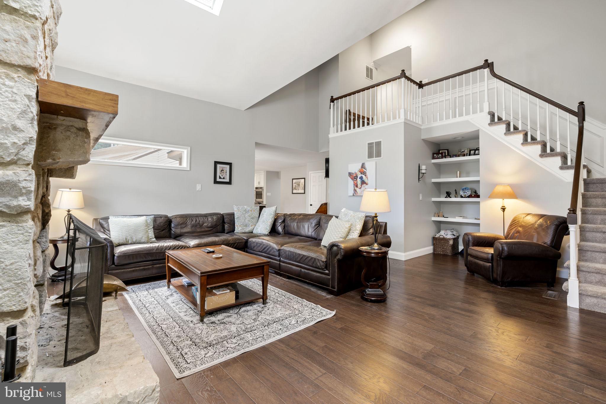 ESTATES OF COLLEGE - Residential