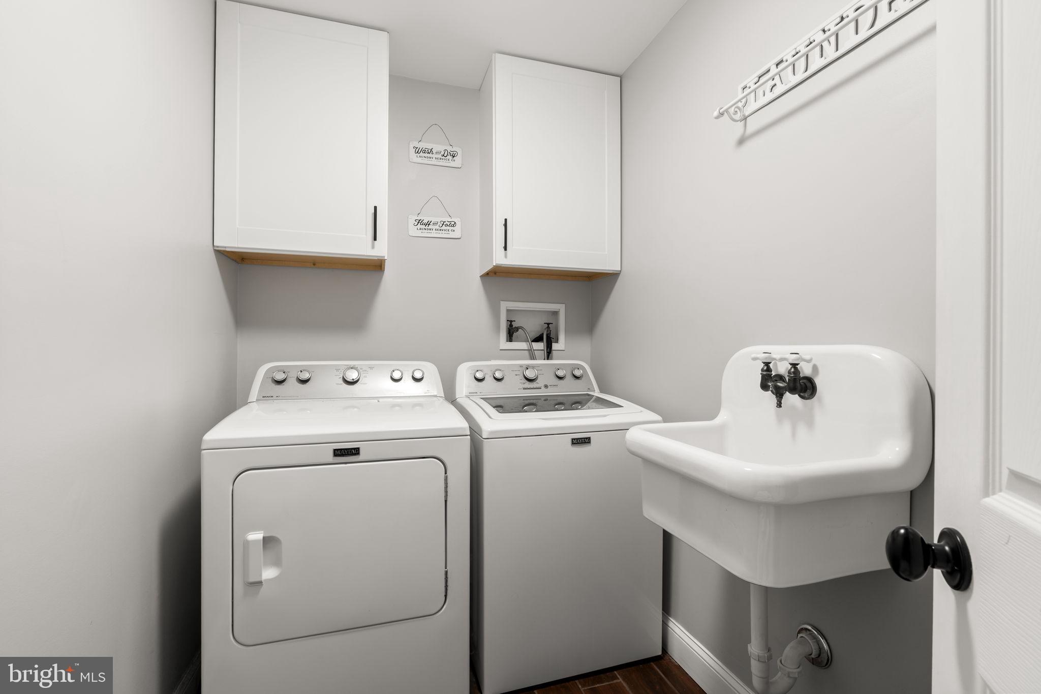 ESTATES OF COLLEGE - Residential