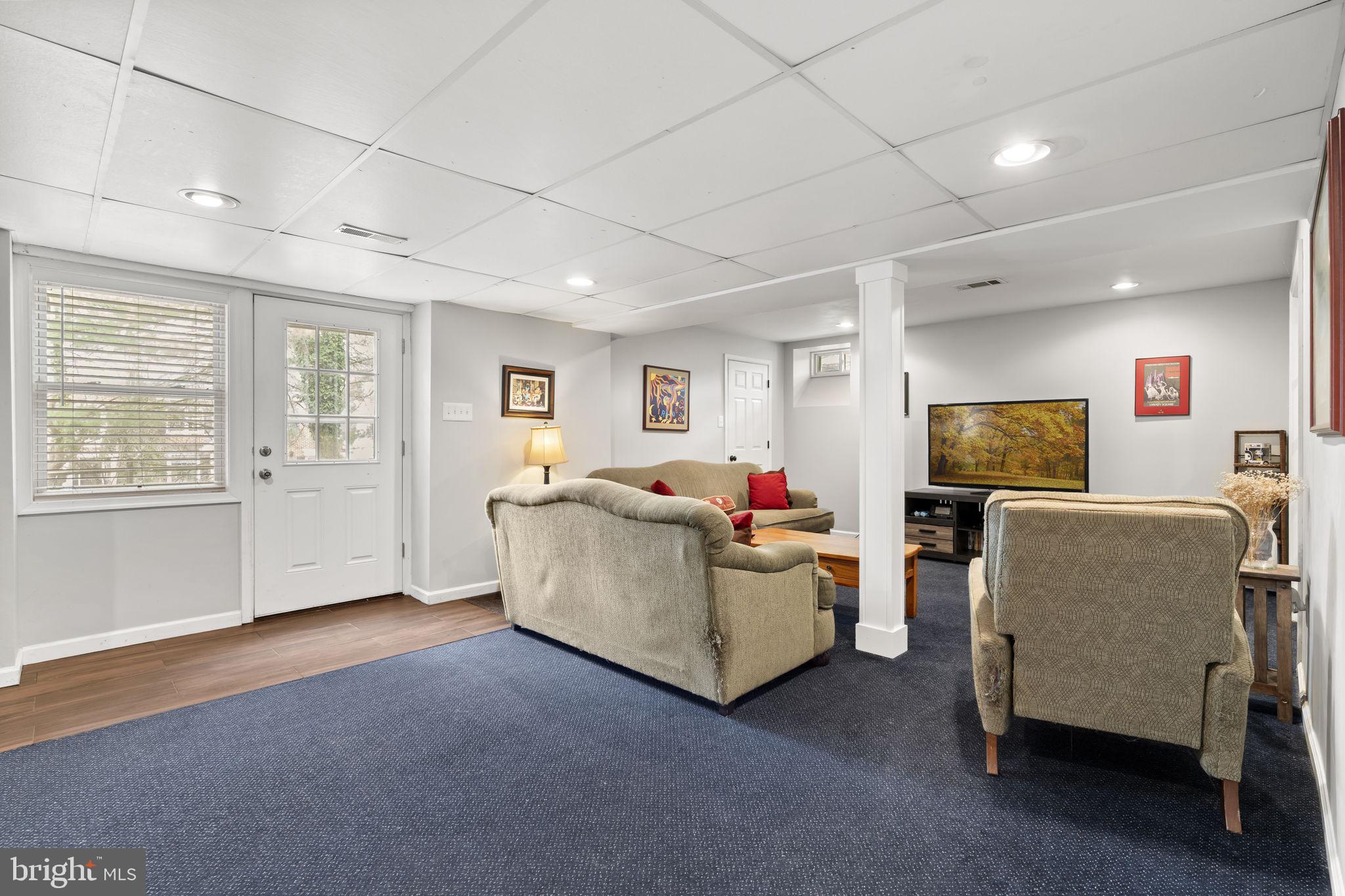 ESTATES OF COLLEGE - Residential