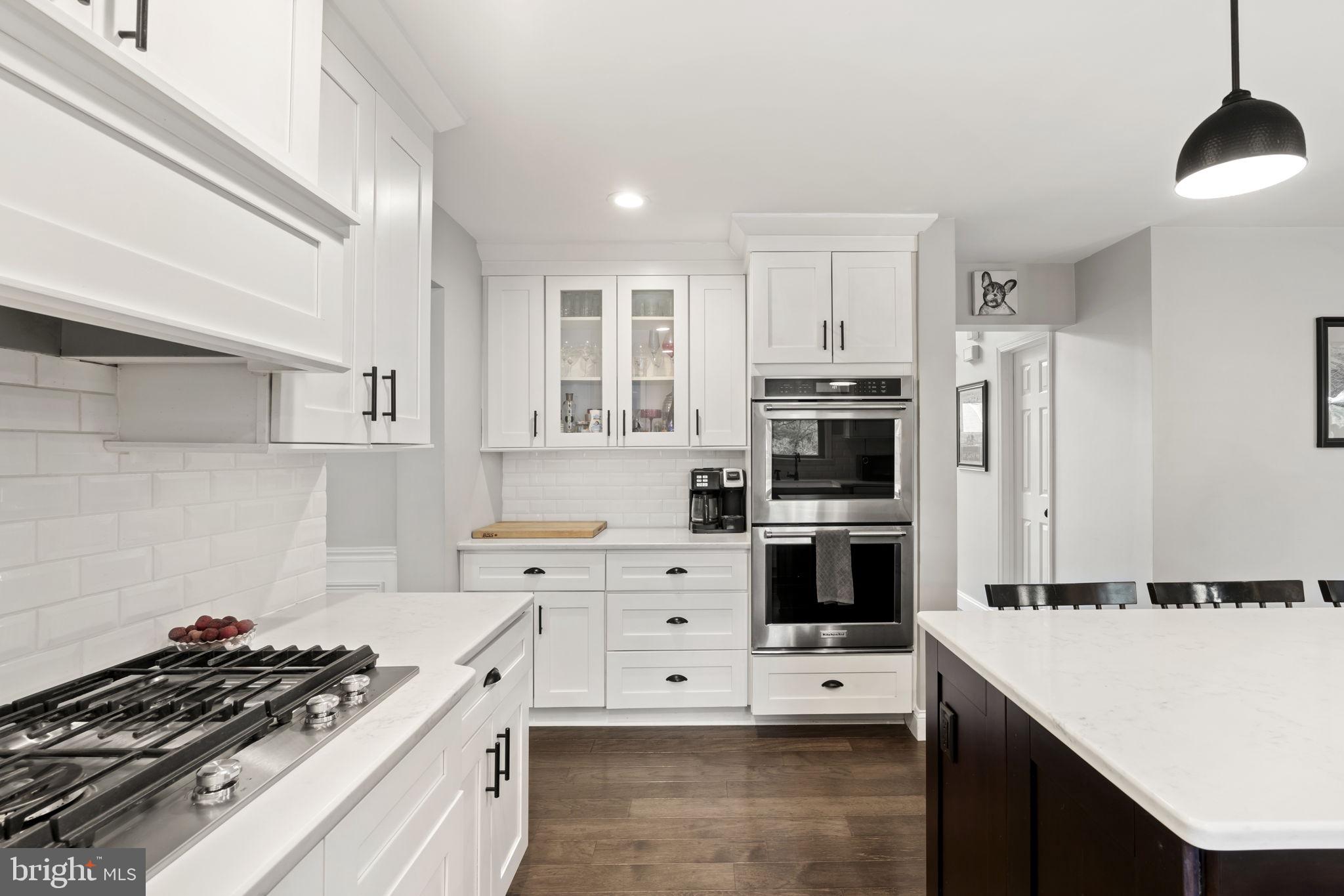 ESTATES OF COLLEGE - Residential