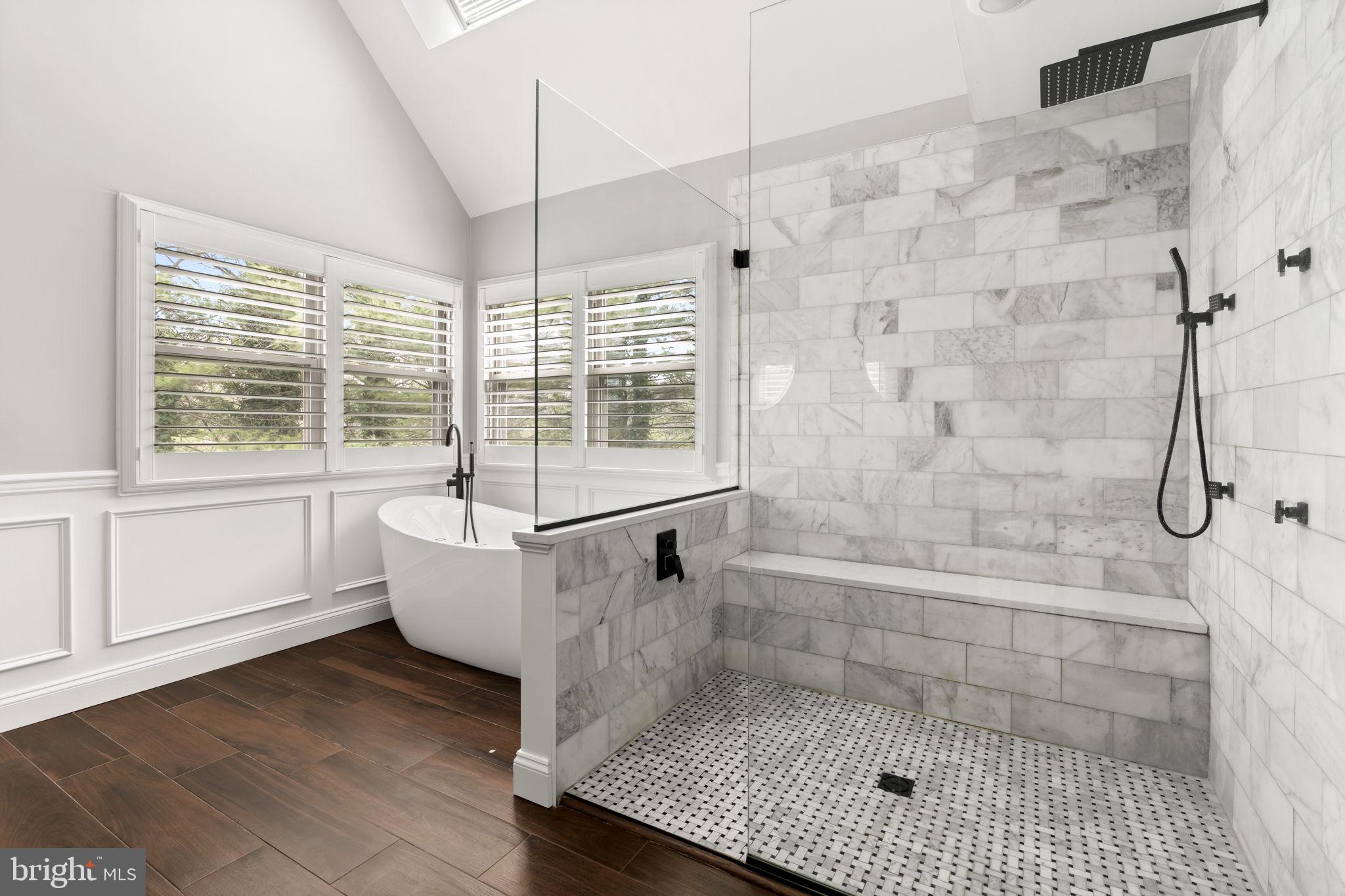 ESTATES OF COLLEGE - Residential