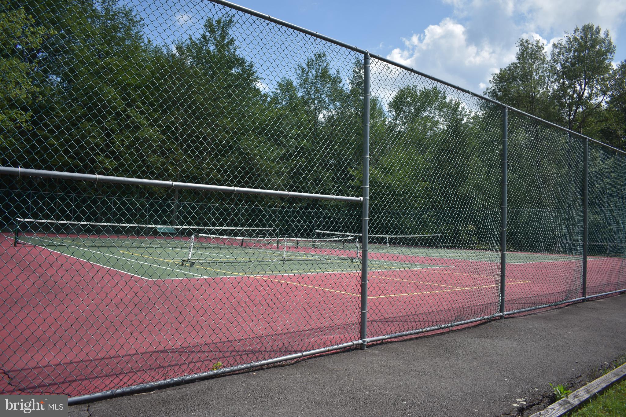 ARROWHEAD NORTH - Residential