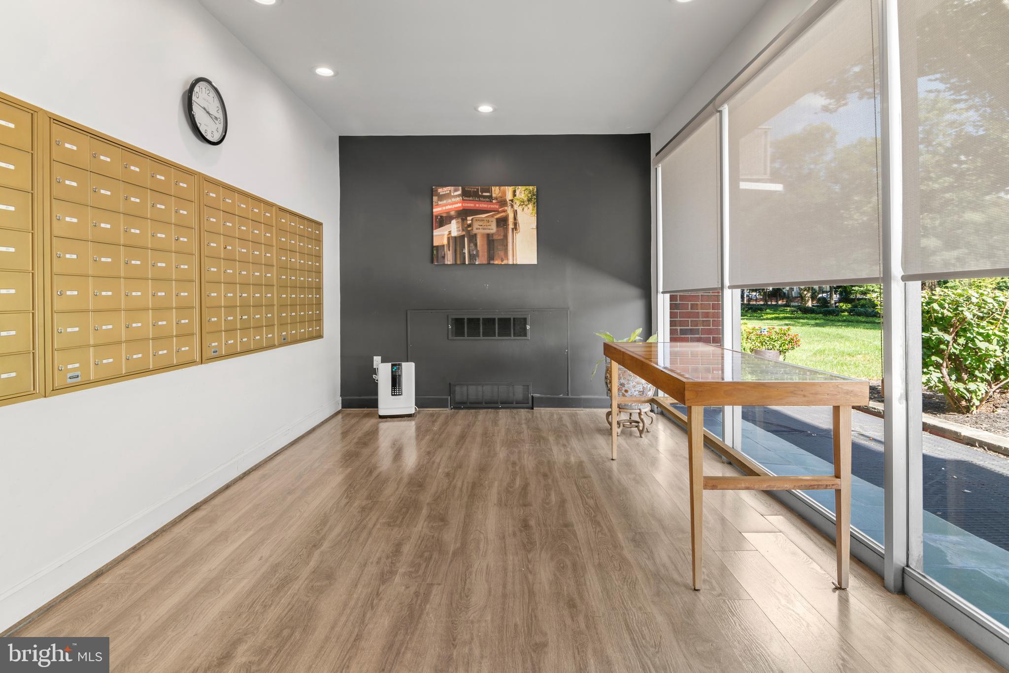 PIKESVILLE - Residential