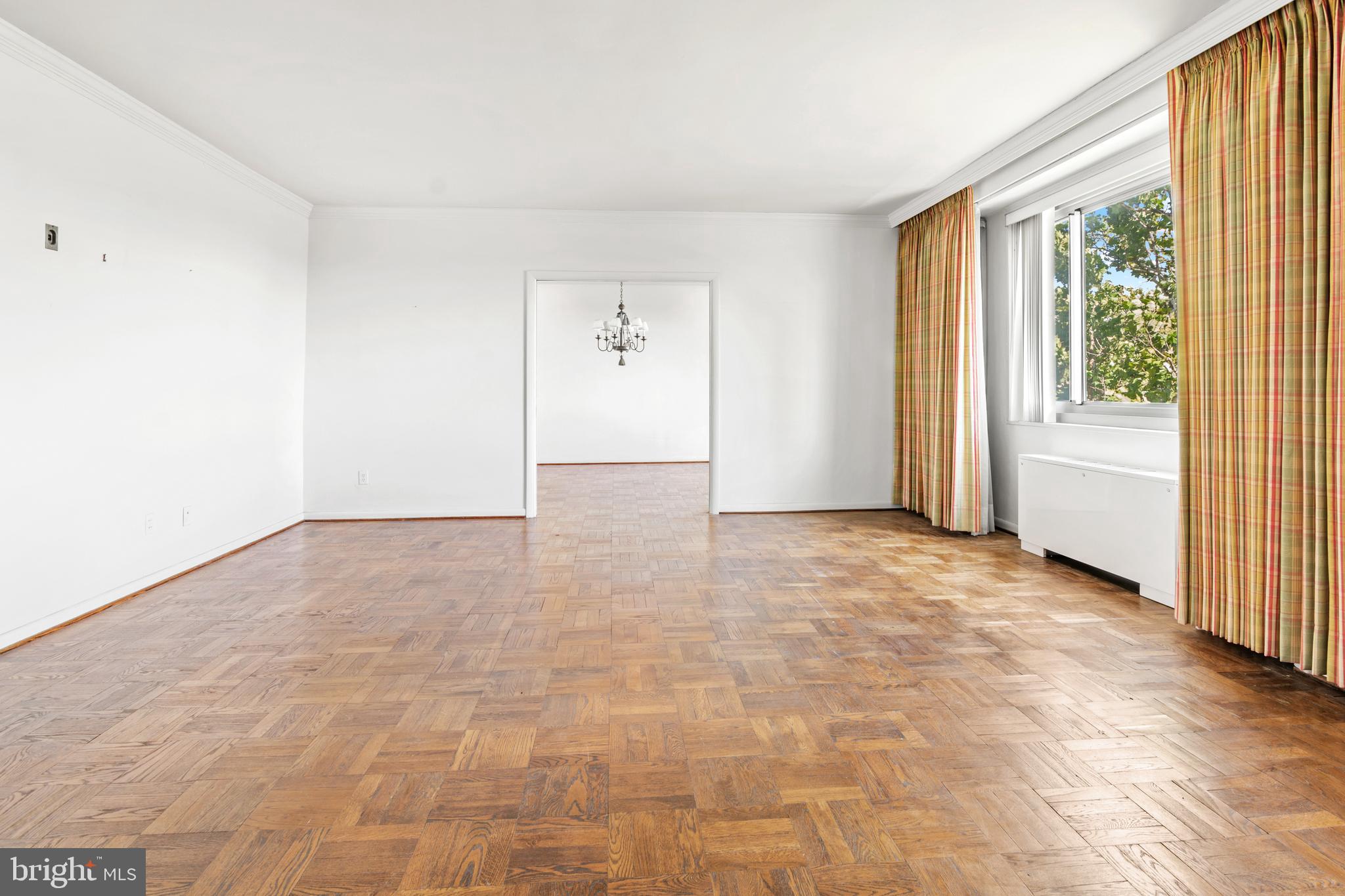 PIKESVILLE - Residential