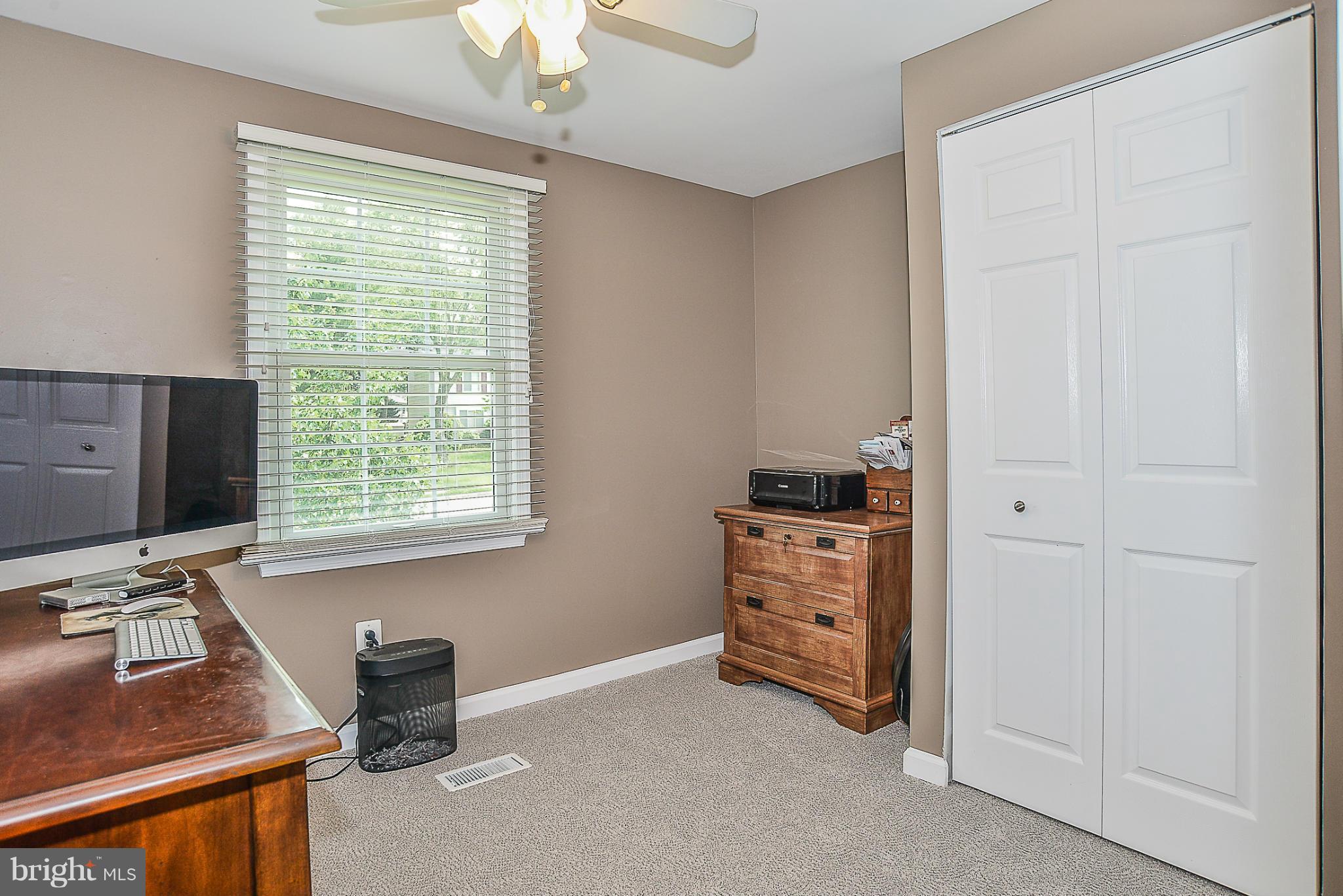 SENECA CHASE - Residential