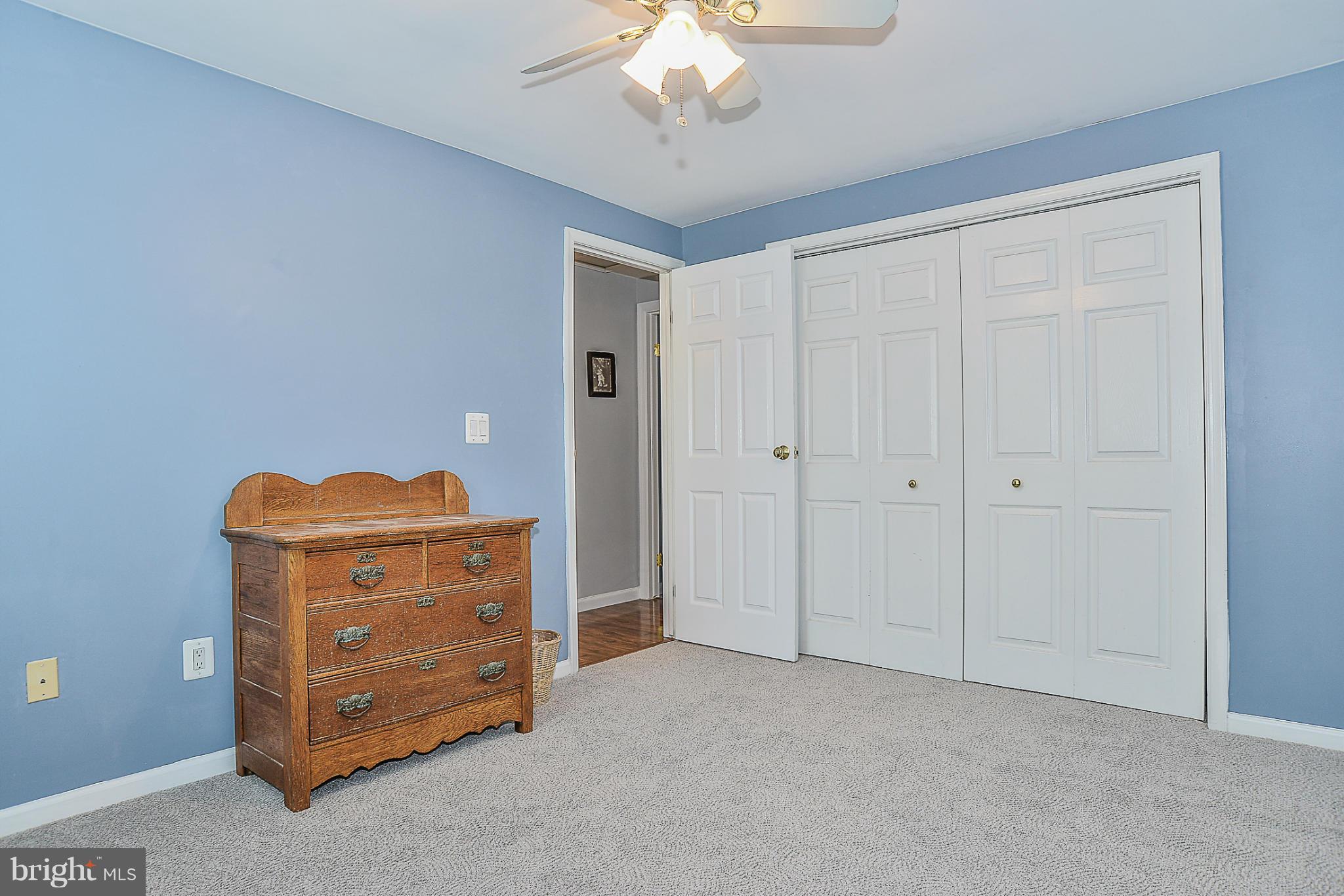 SENECA CHASE - Residential