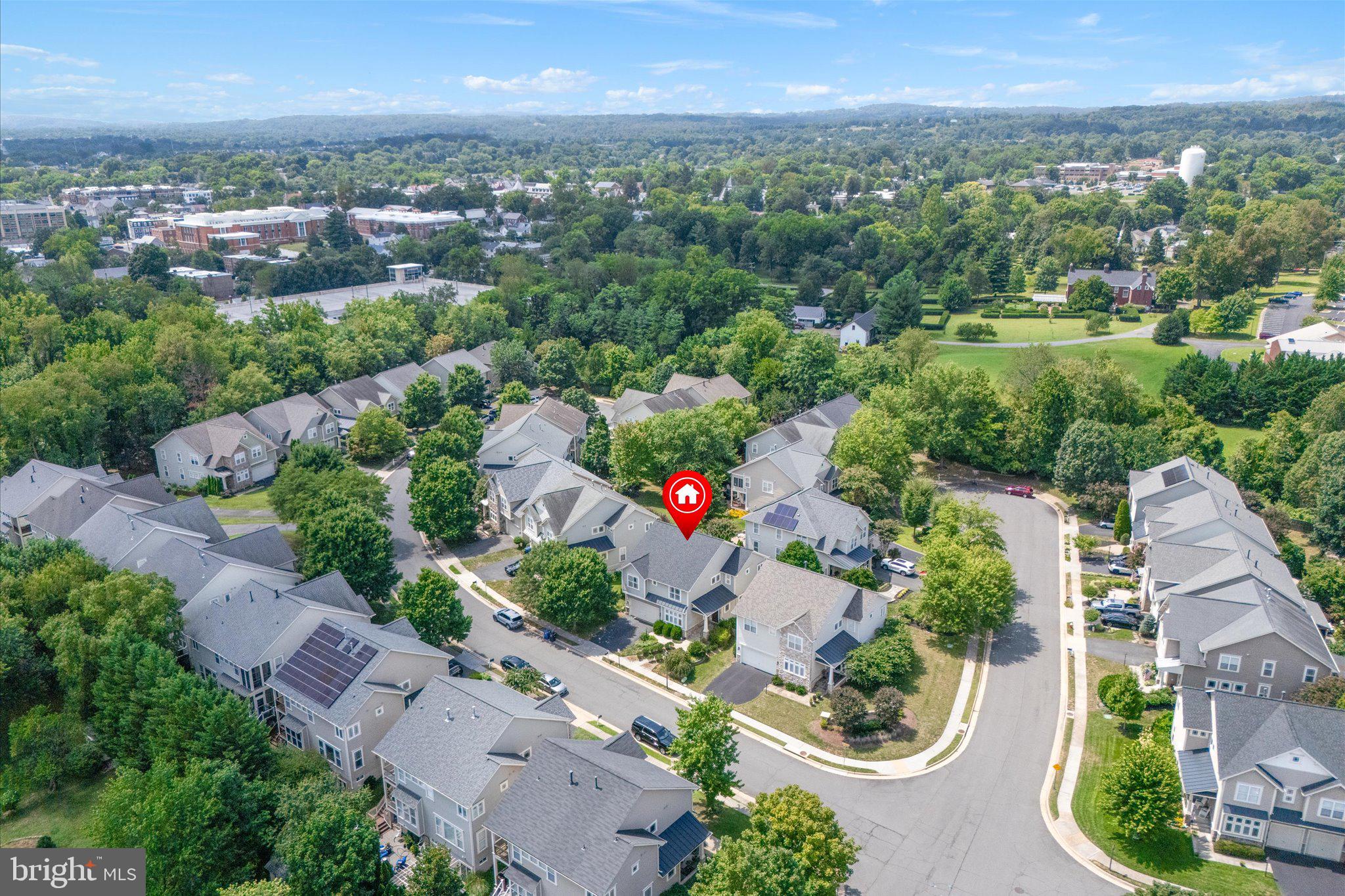 HAMLET AT LEESBURG - Residential