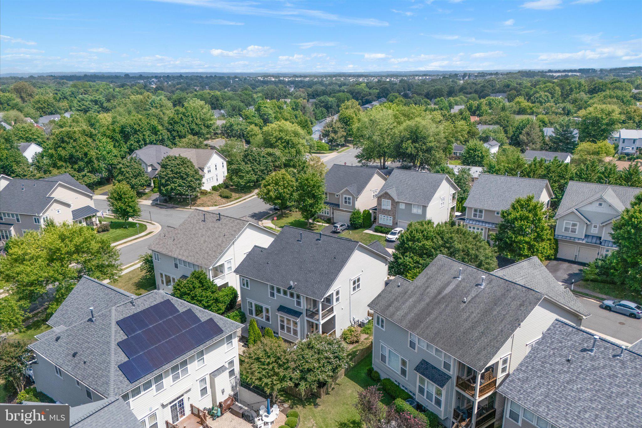 HAMLET AT LEESBURG - Residential