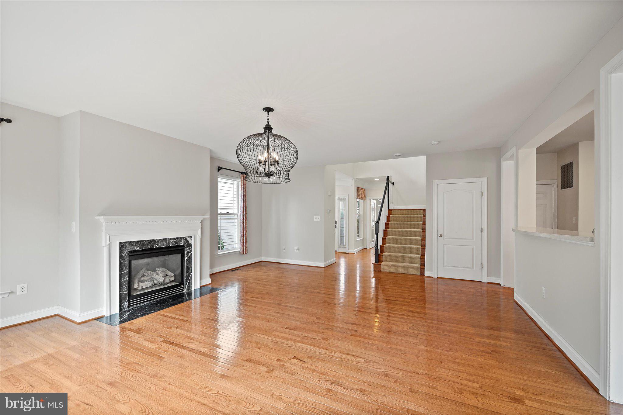 HAMLET AT LEESBURG - Residential