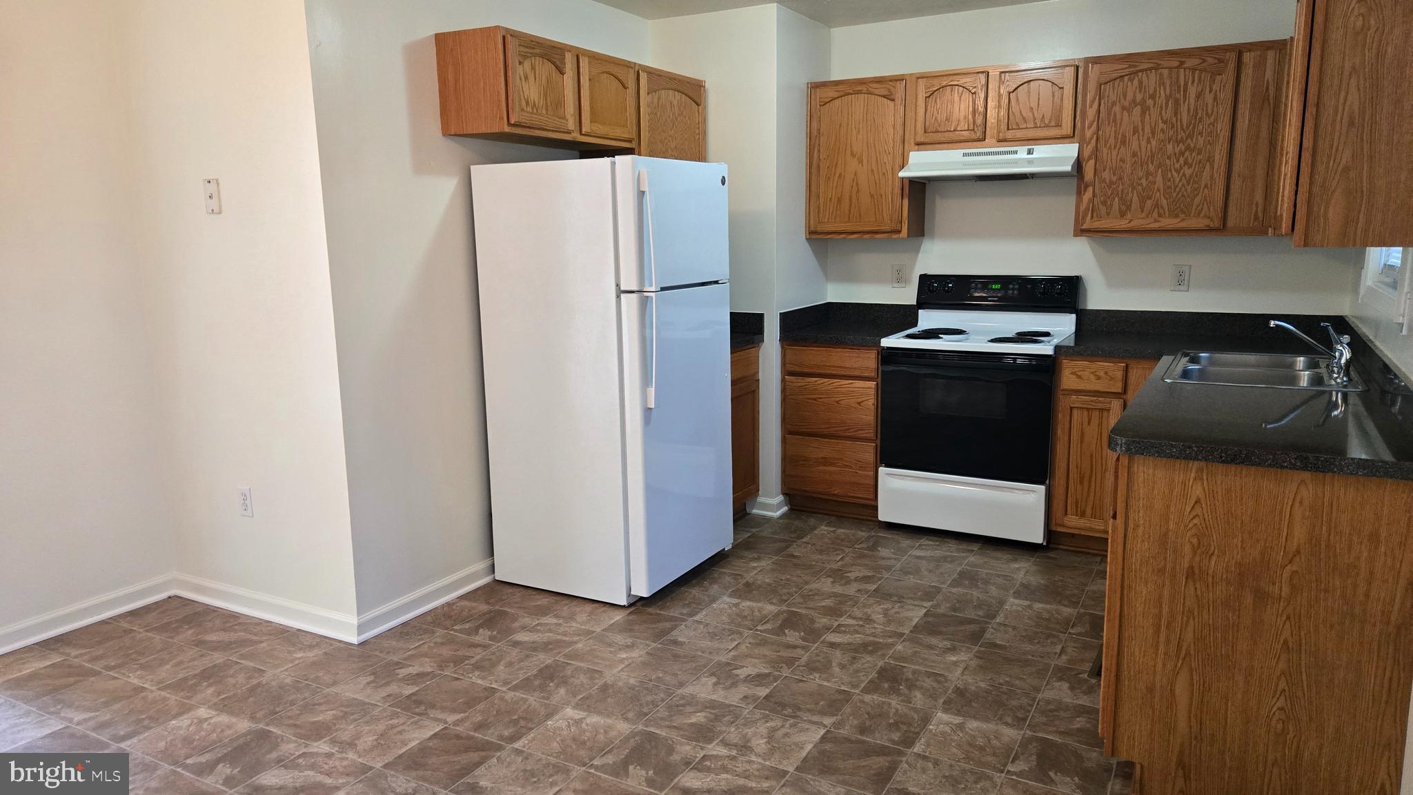 SULPHUR SPRINGS TOWNHOMES - Residential Lease