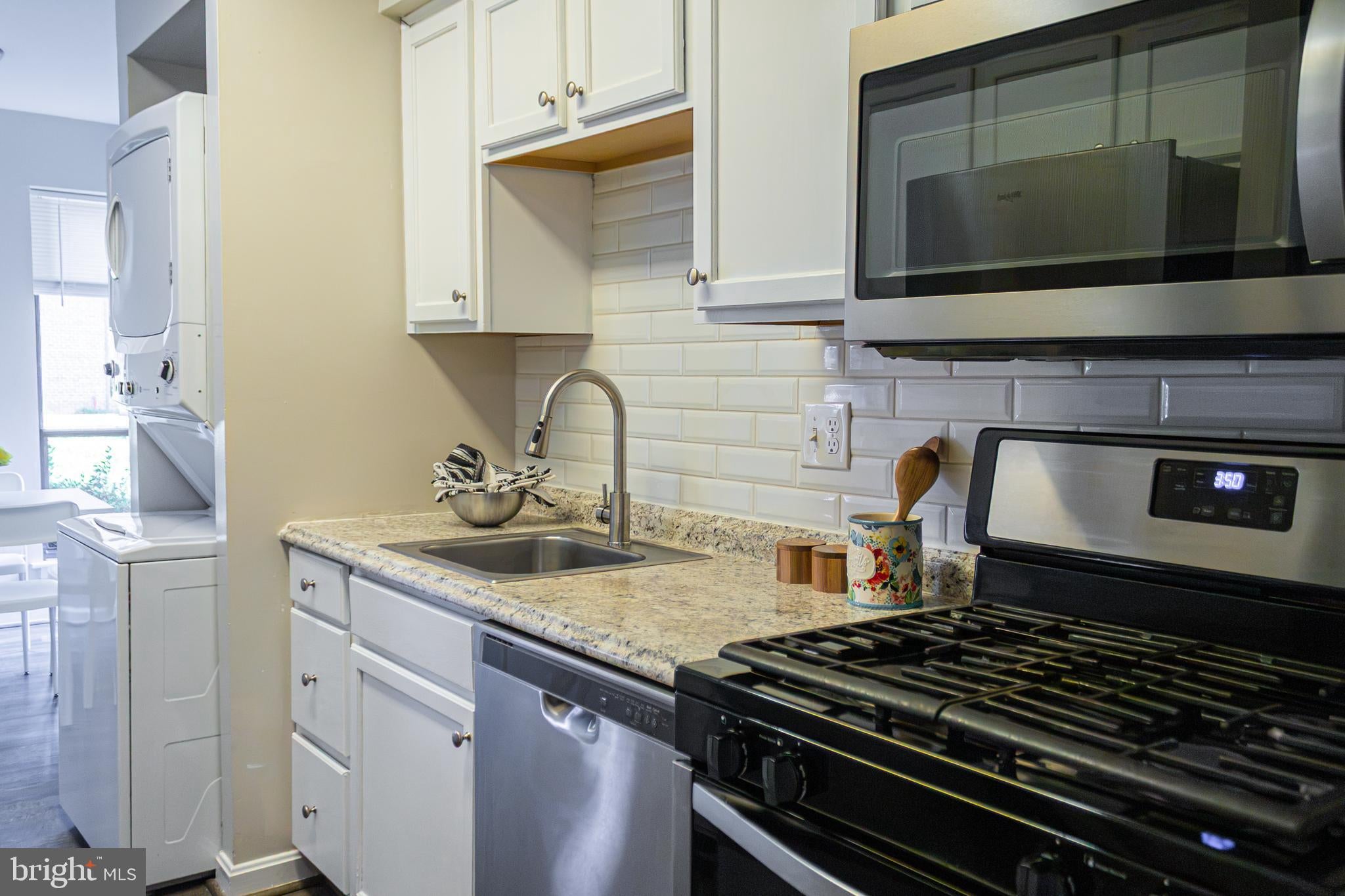 11240 CHESTNUT GROVE SQUARE 157