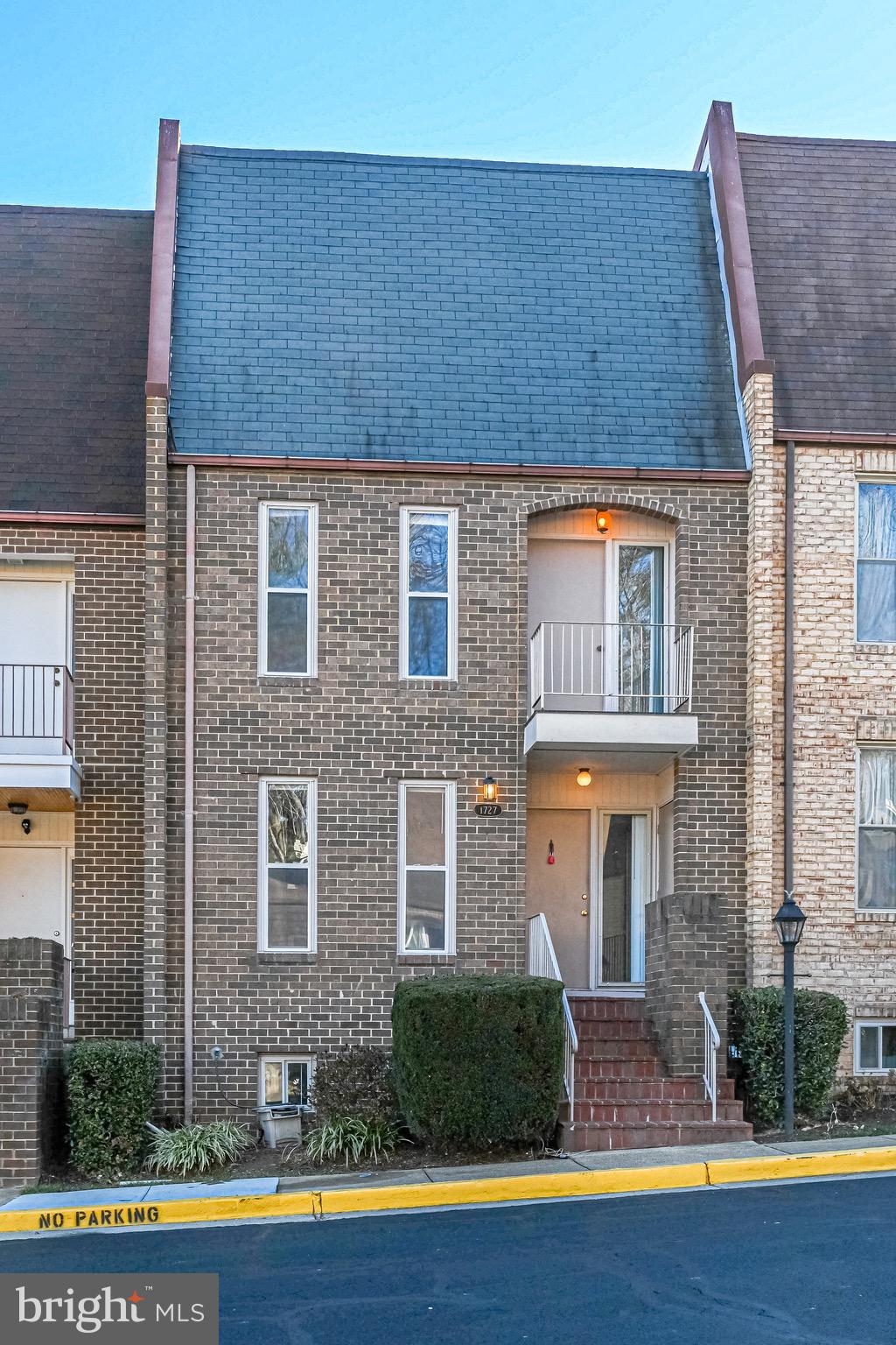 1727 CY COURT