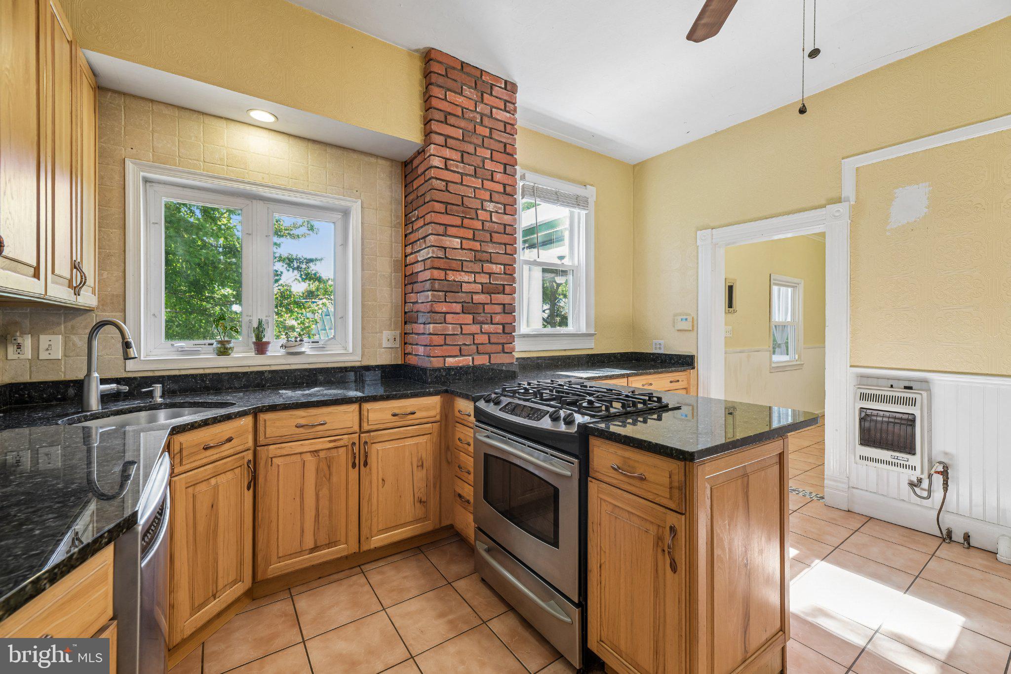 8807 QUARRY ROAD