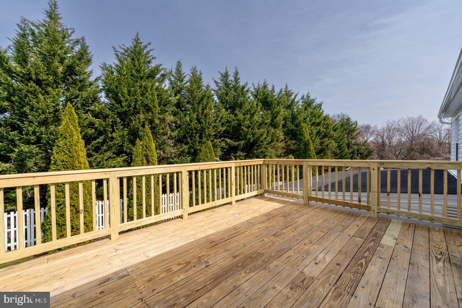 PERRY HALL - Residential