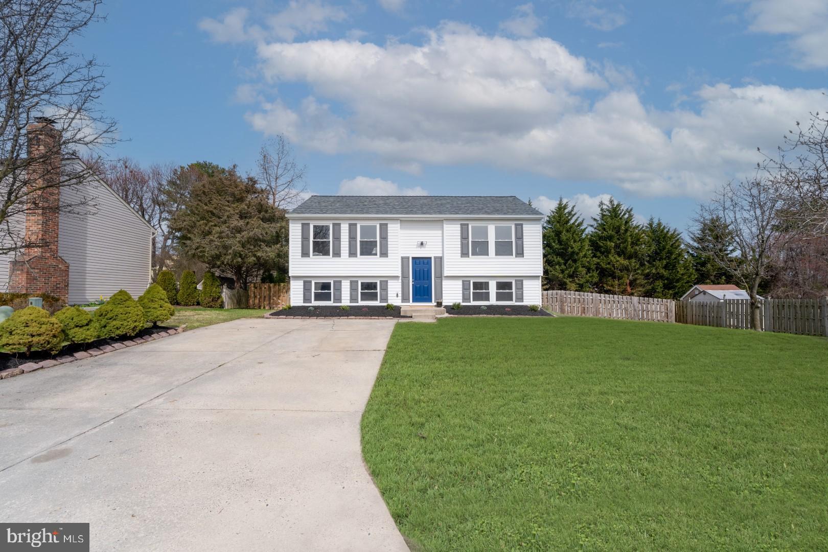 PERRY HALL - Residential