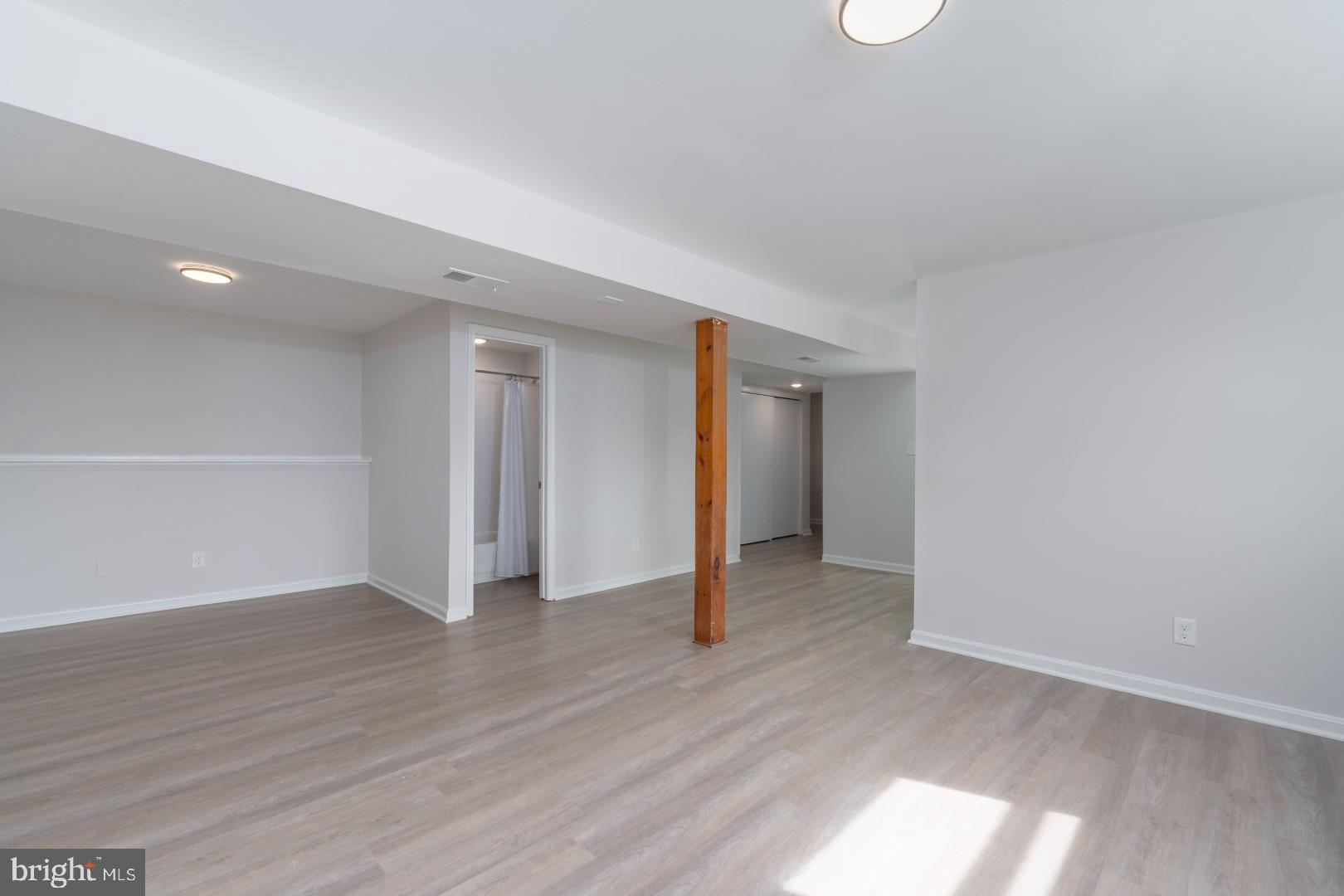 PERRY HALL - Residential