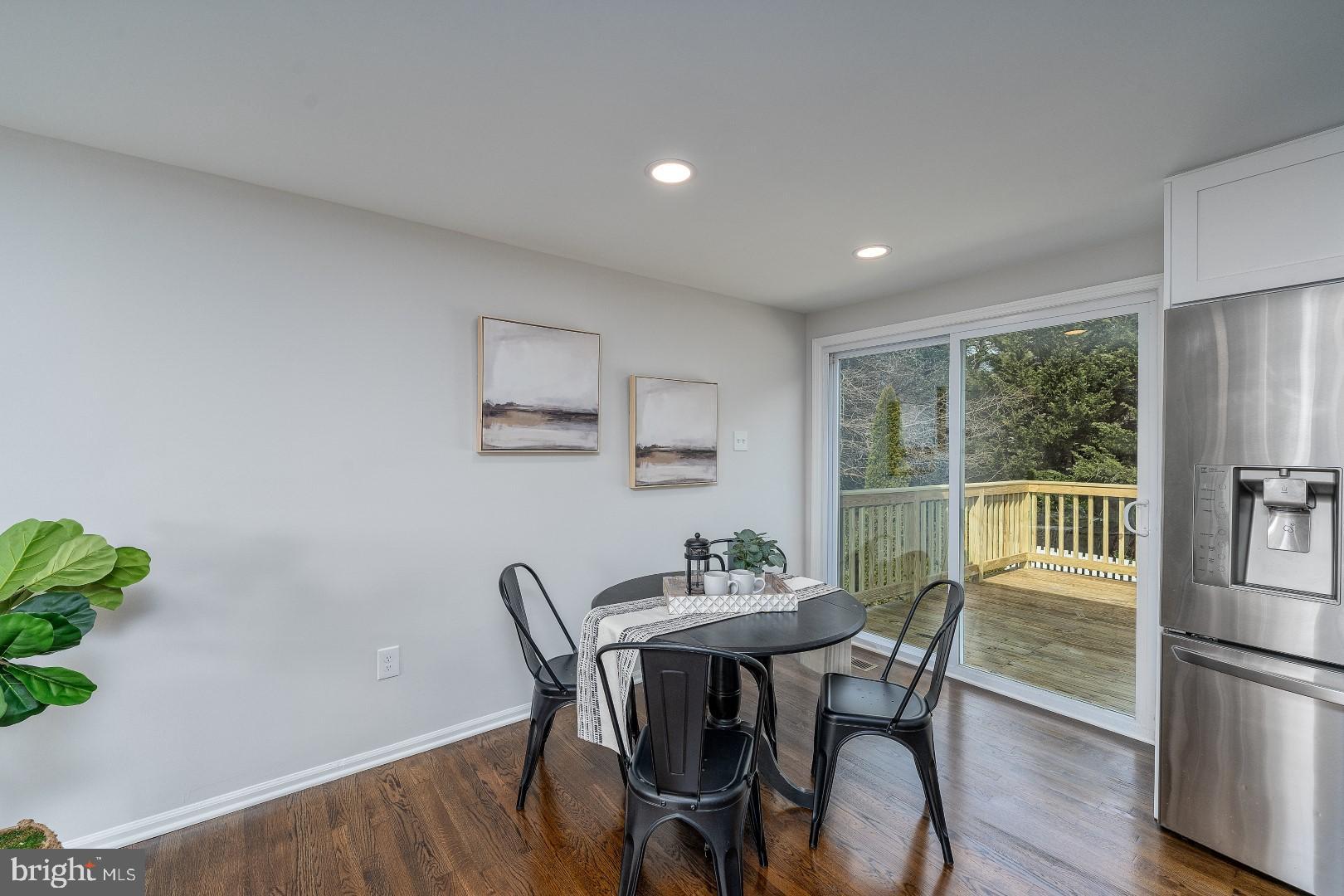 PERRY HALL - Residential