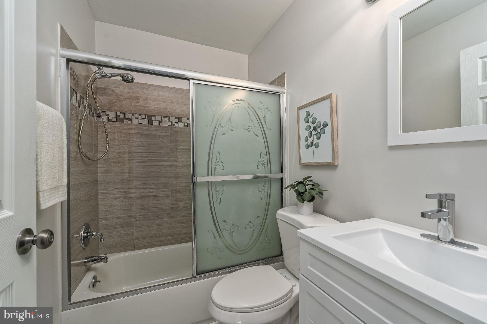 PERRY HALL - Residential