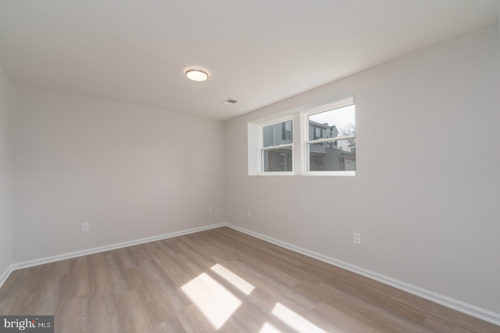 PERRY HALL - Residential