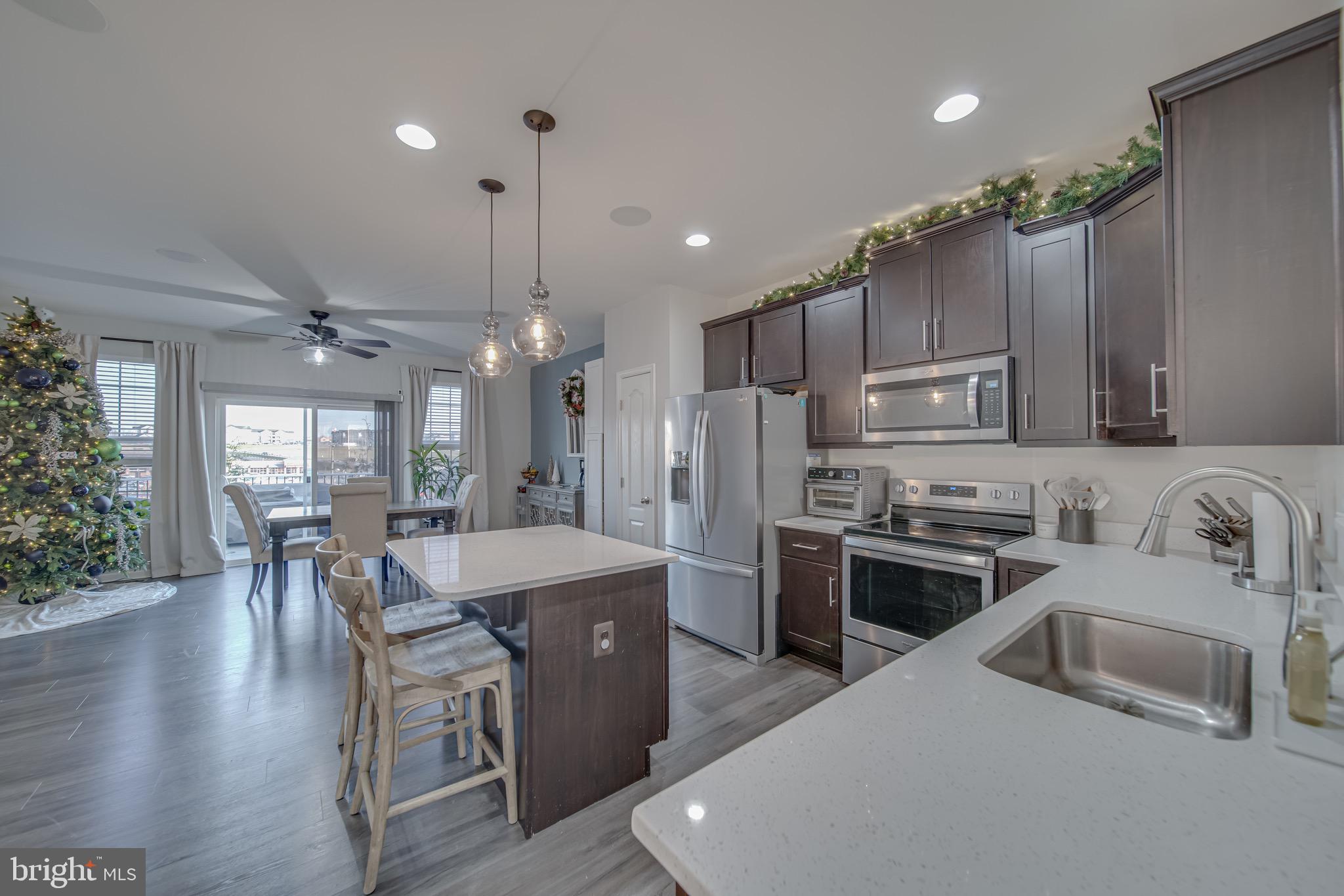 RIVERSIDE VILLAGES - Residential Lease