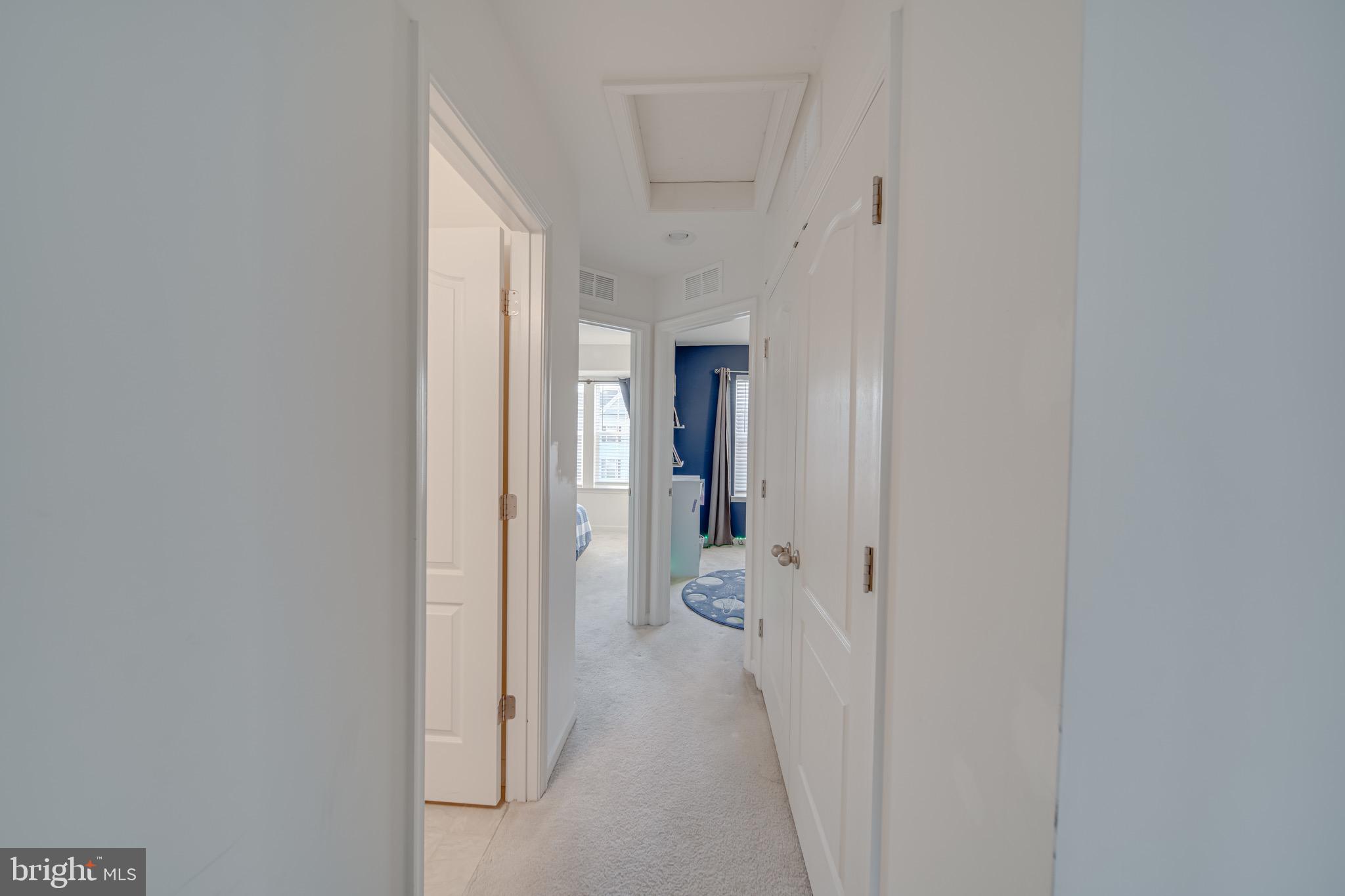 RIVERSIDE VILLAGES - Residential Lease