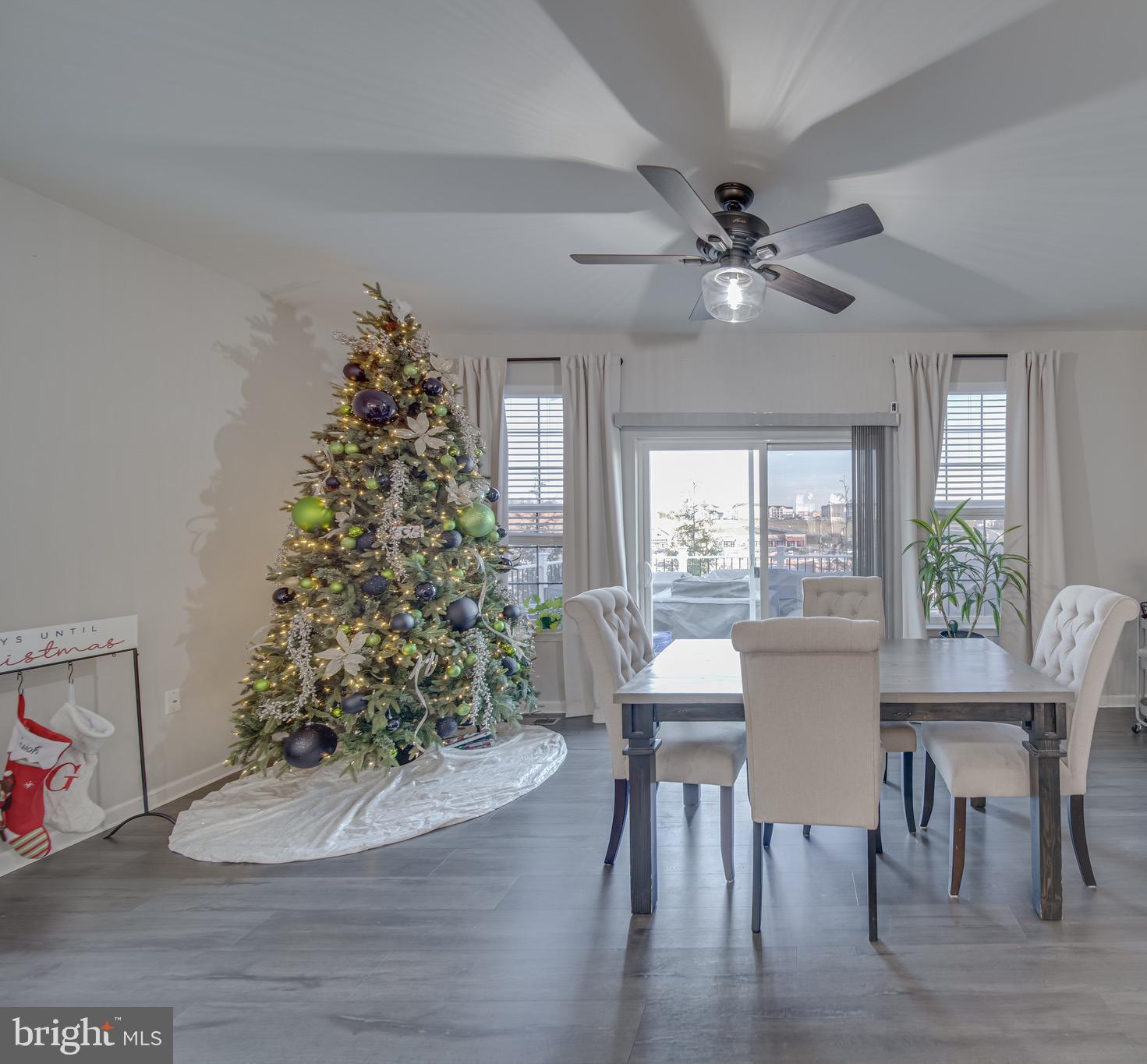 RIVERSIDE VILLAGES - Residential Lease