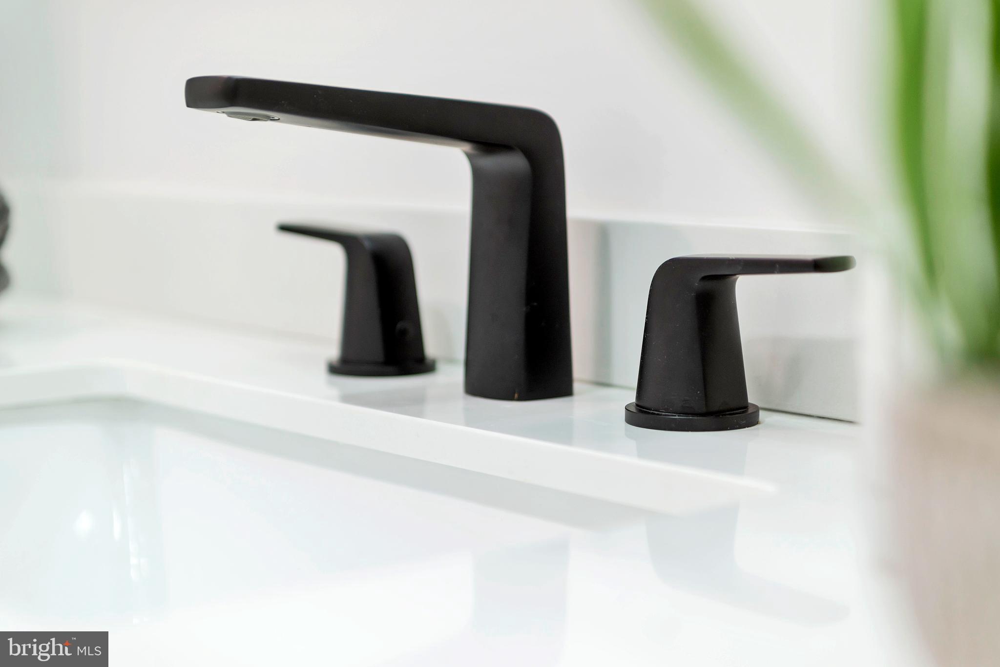 ALEXANDRIA KNOLLS - Residential