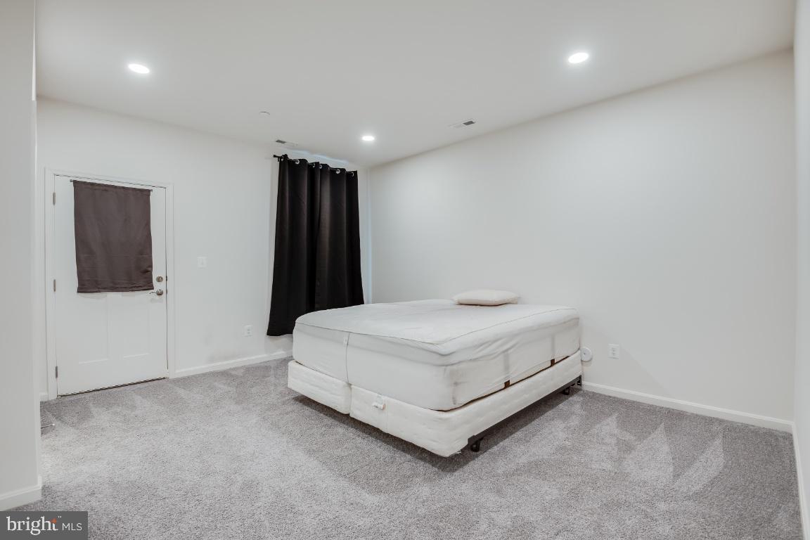 HYDE PARK - Residential