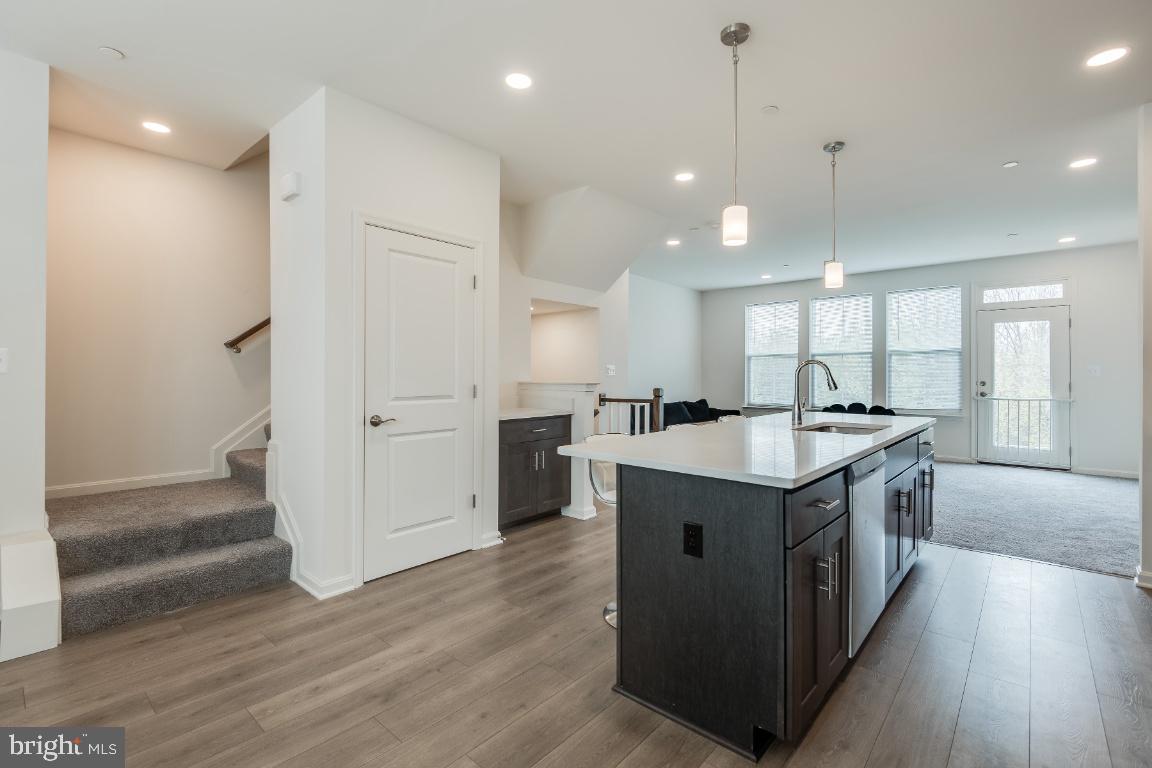 HYDE PARK - Residential