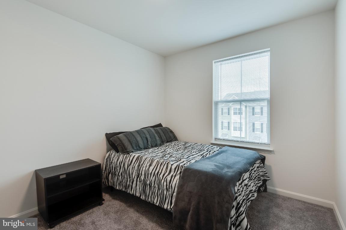 HYDE PARK - Residential